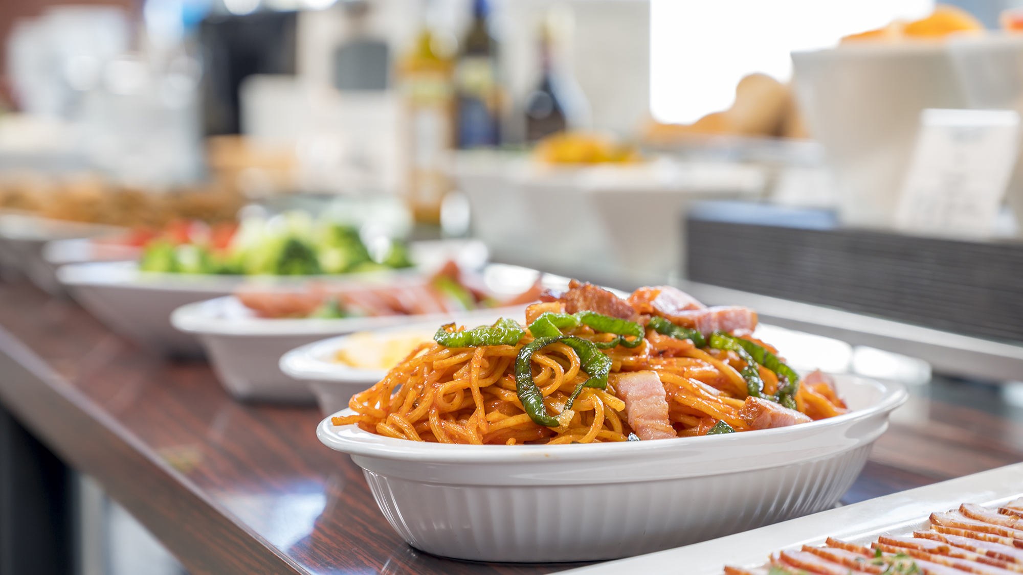 朝食付プランの他、当日の朝も追加が可能です。