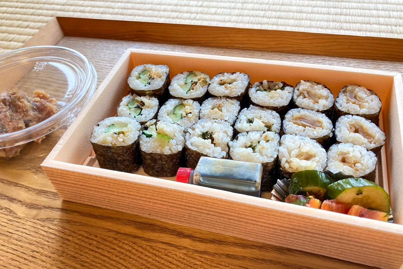 【1泊2食付きプラン】寿司／あぐー豚しゃぶしゃぶ鍋・日替わり朝食ボックス