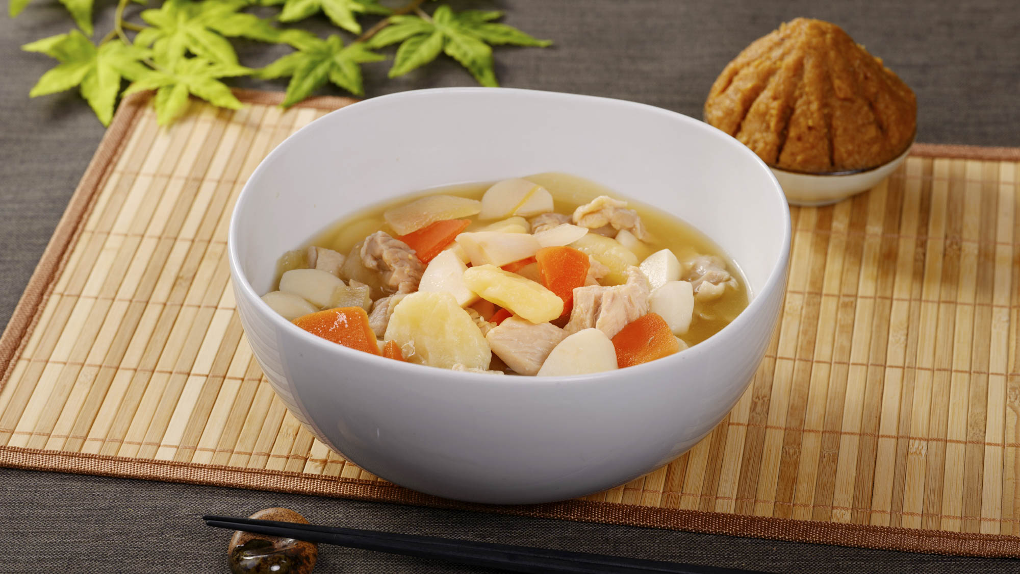 【佐賀限定】「手でちぎる＝つんきー」「だんご＝だご」を意味する郷土料理"佐賀の食卓　つんきーだご汁"