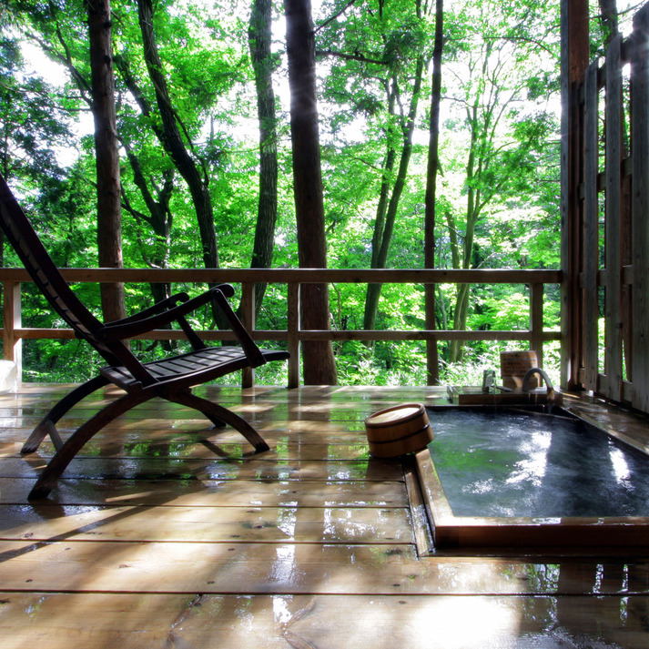 Separate room with open-air bath "Mikazuki"