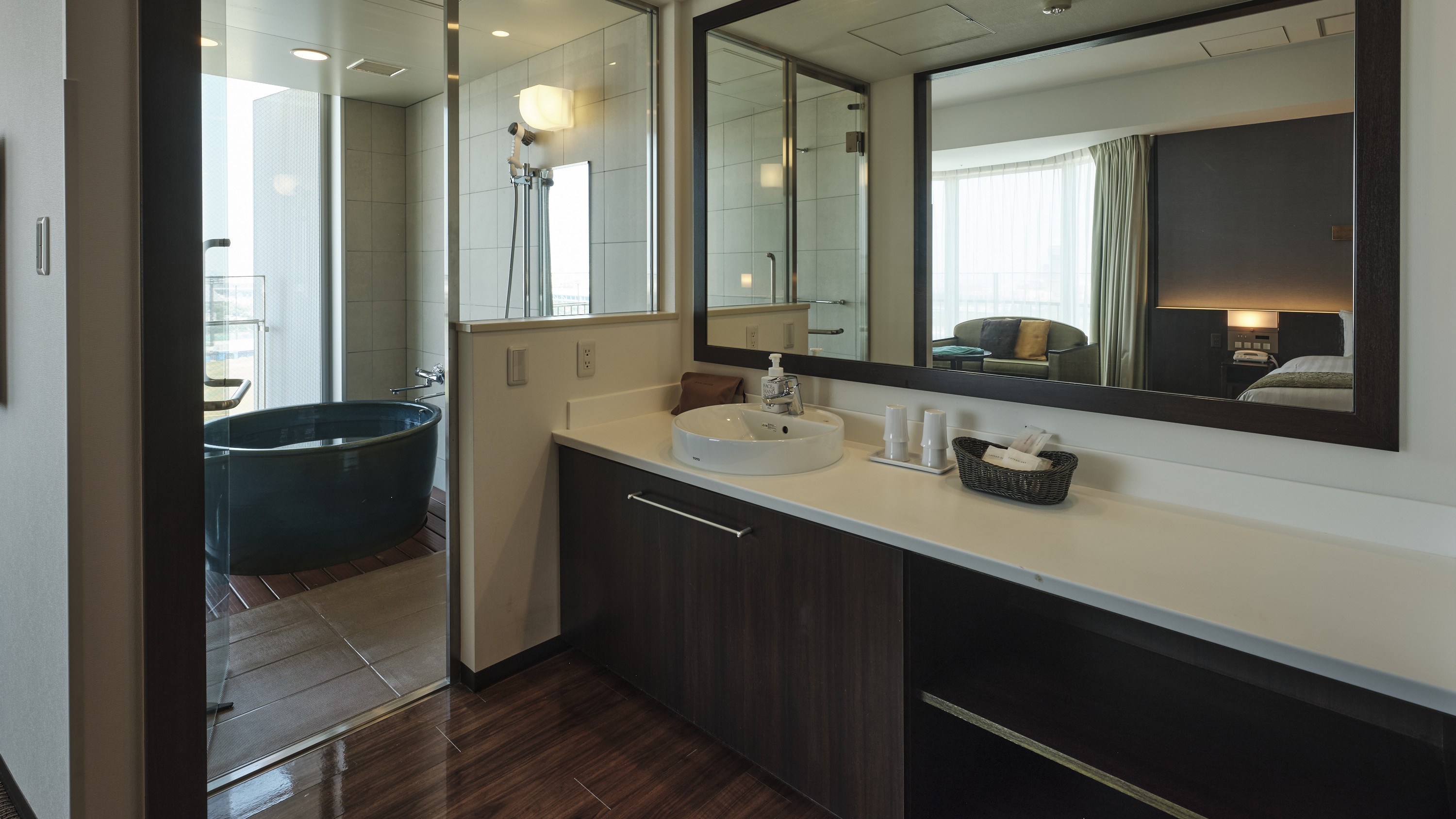 新館：プレミアビューコーナールーム 洗面