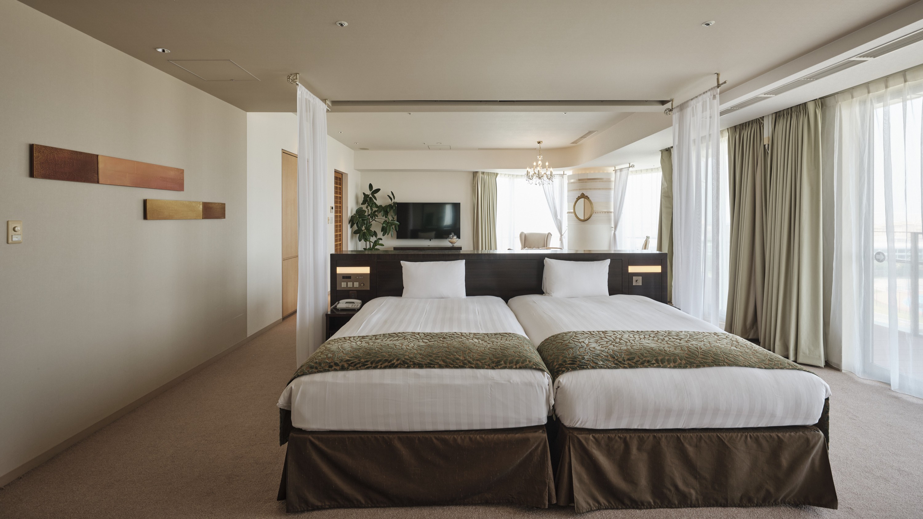 新館：プレミアビュースイートルーム