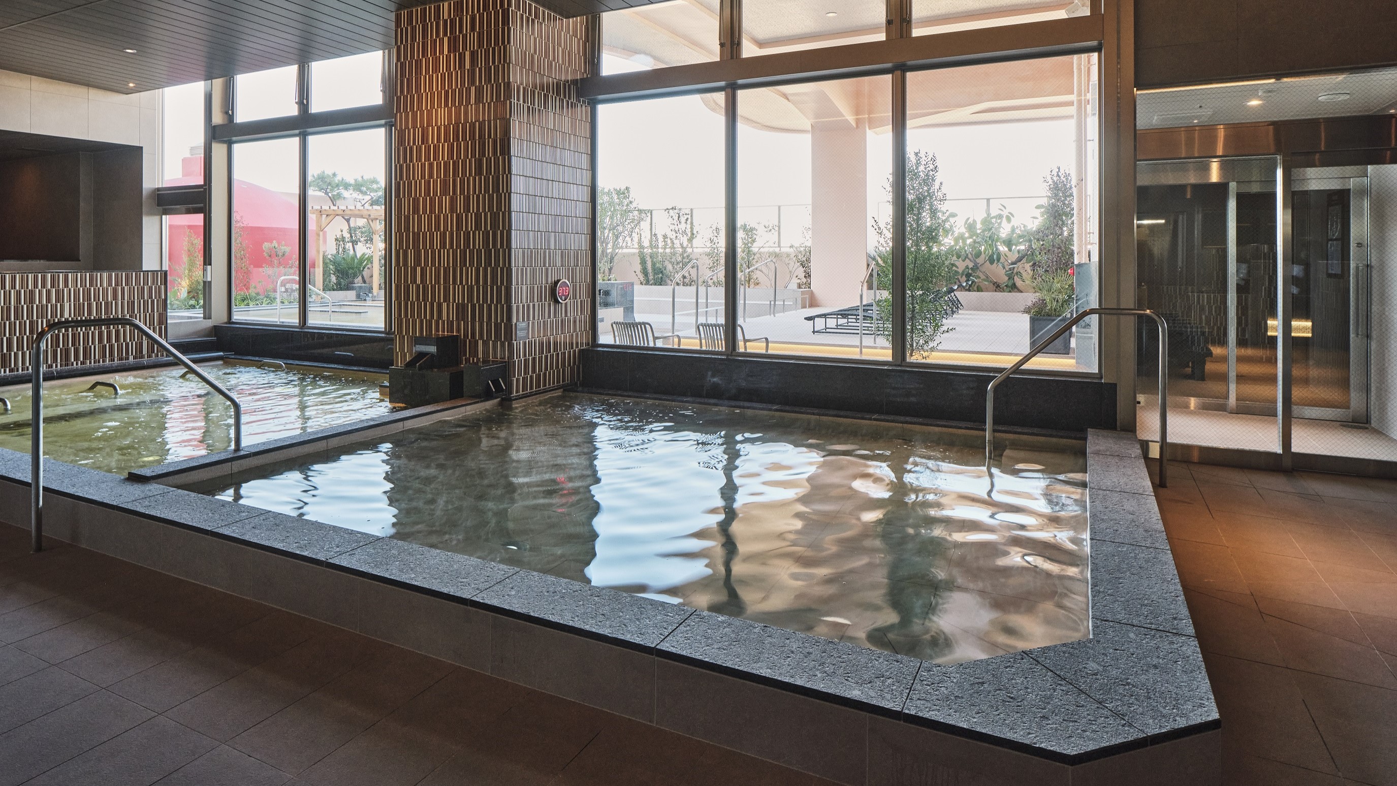 本館4階 女湯 不感の炭酸泉