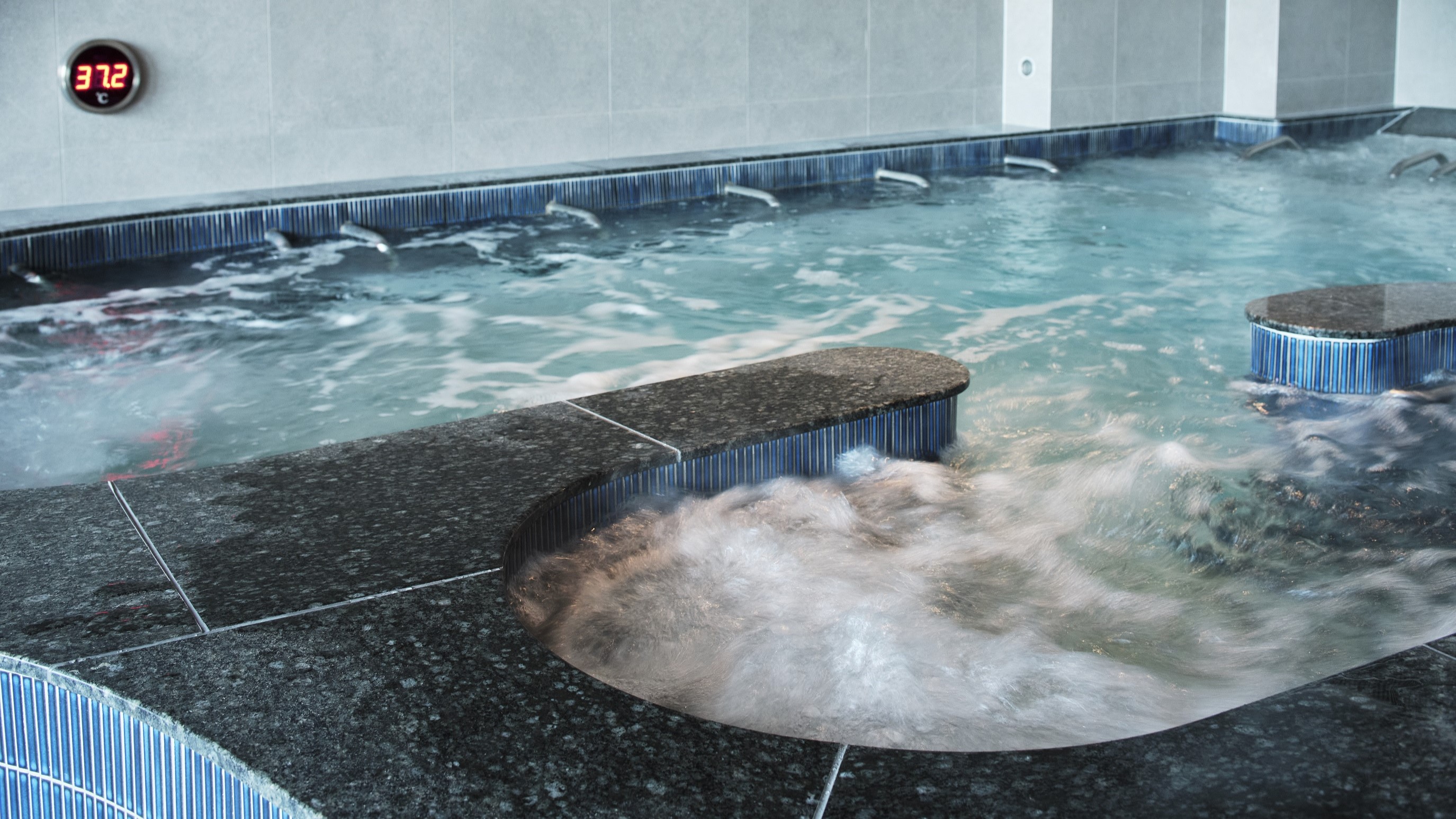 本館4階 男湯 アトラクエレキ風呂