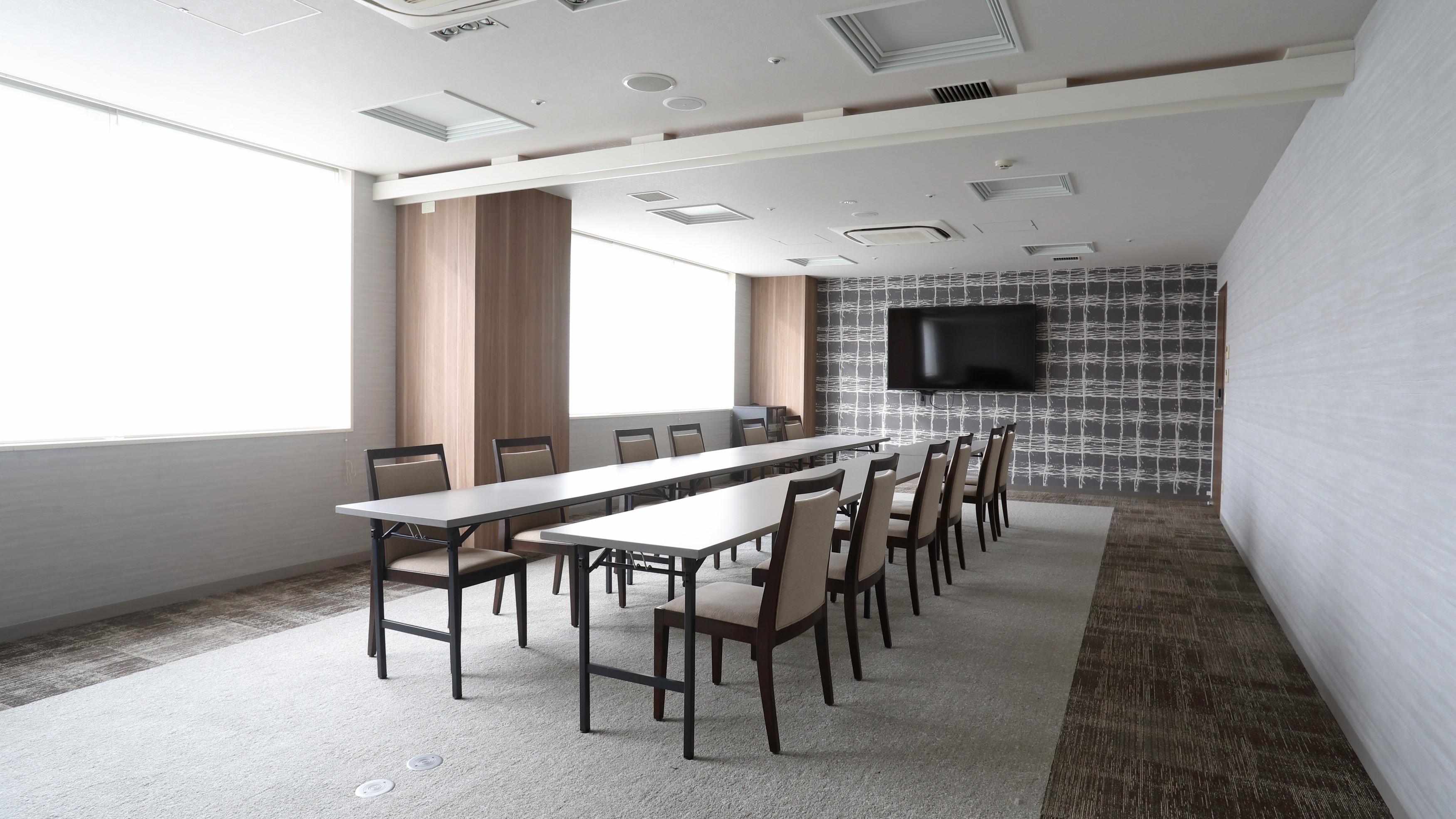 新館2階 小宴会場【シロッコ】