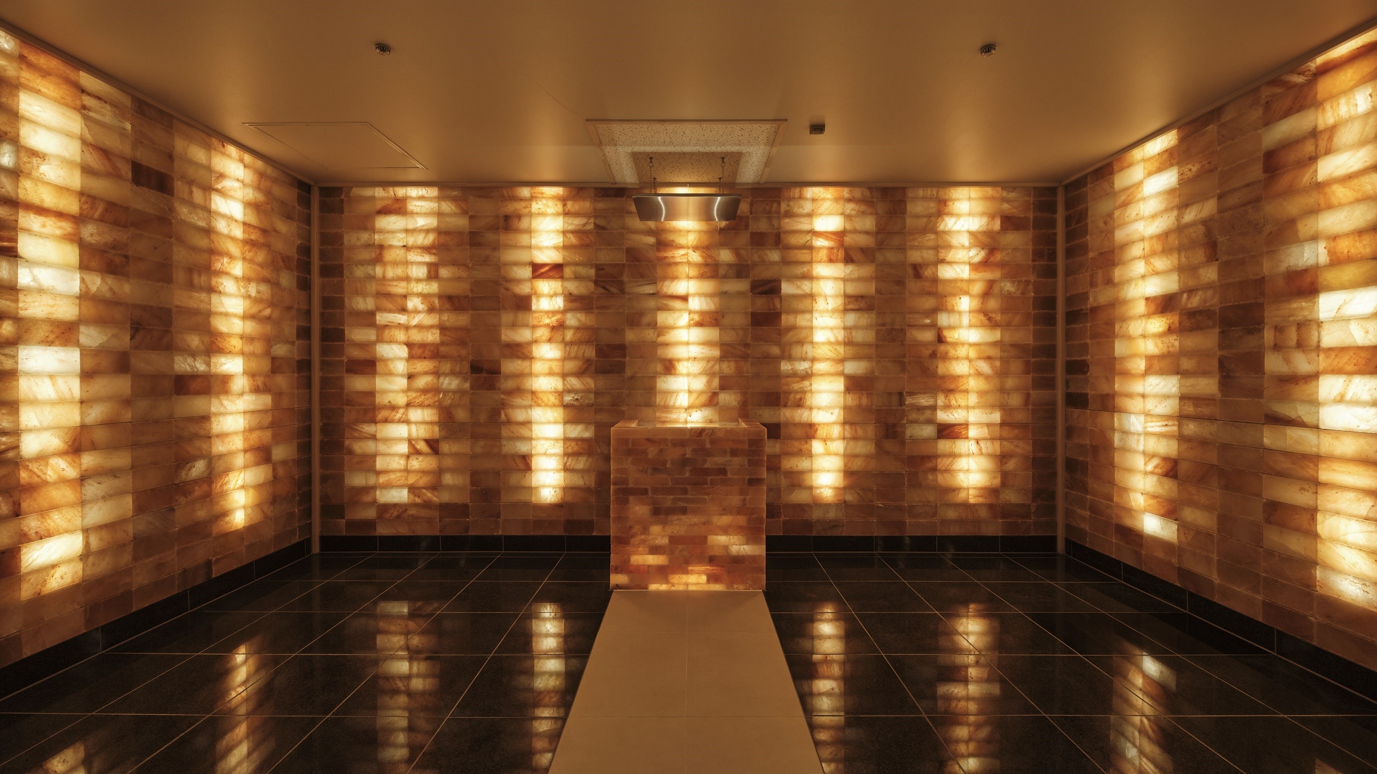 本館5階 SPA+ 岩盤浴SALT BRICK
