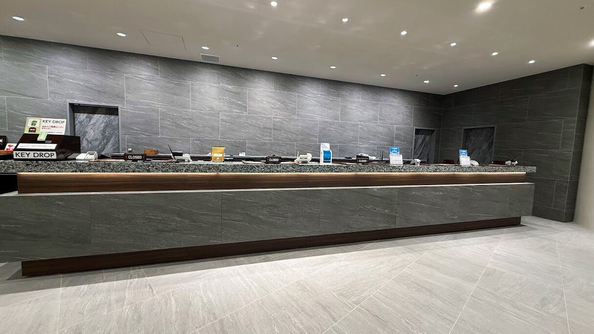 本館3階 フロント