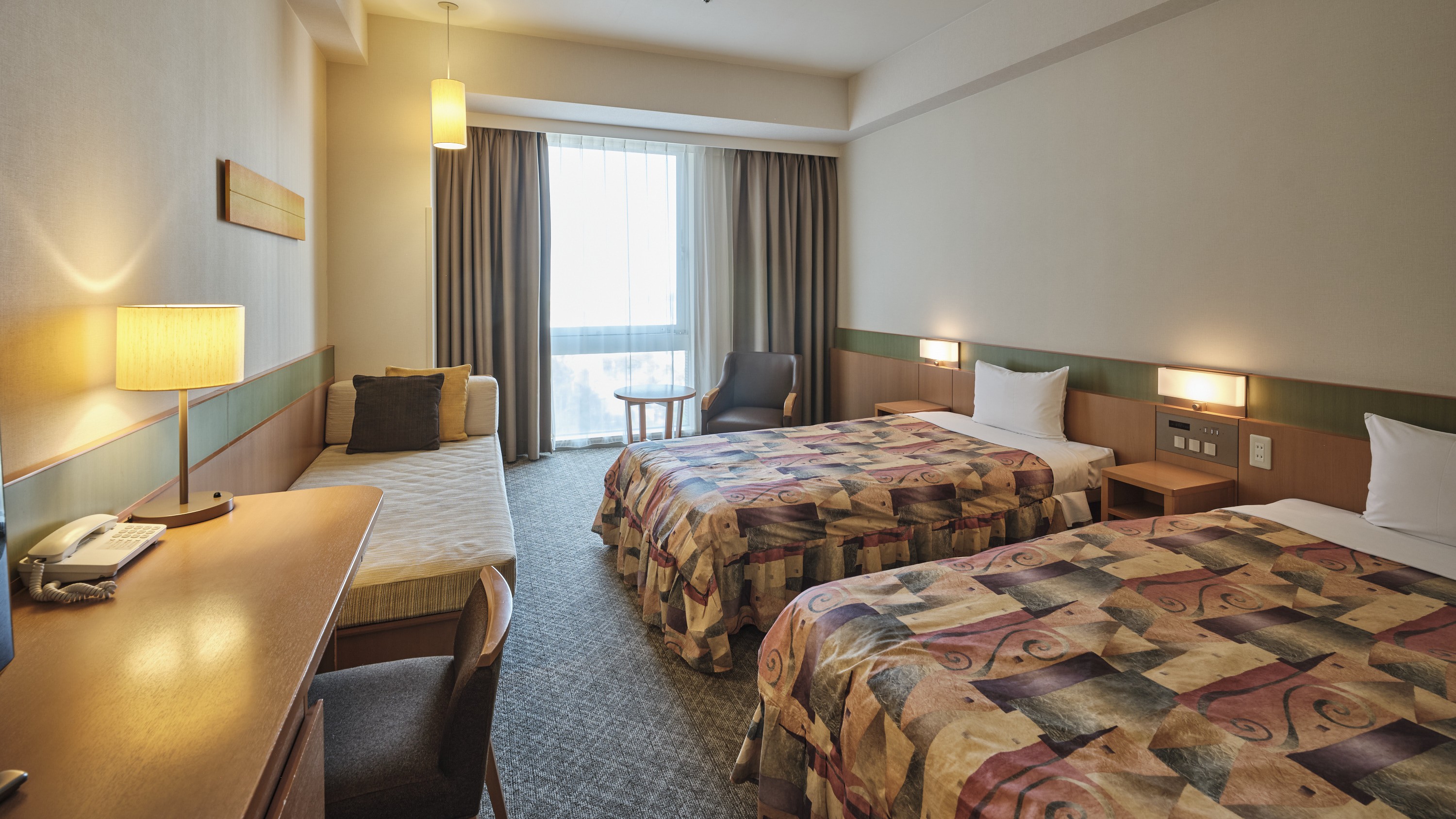 新館：カジュアルルーム