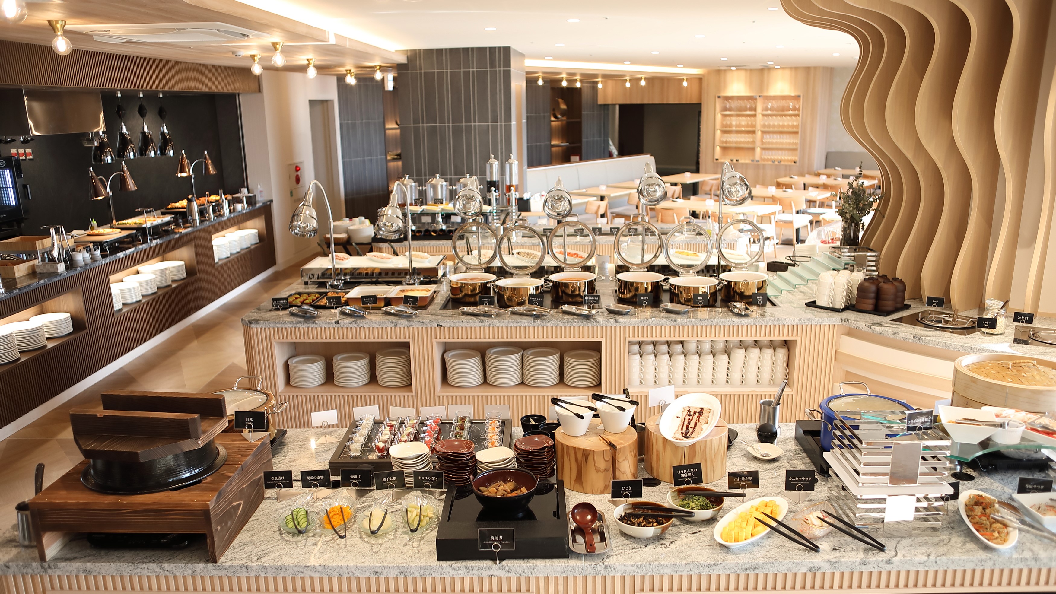 ビュッフェ料理 イメージ