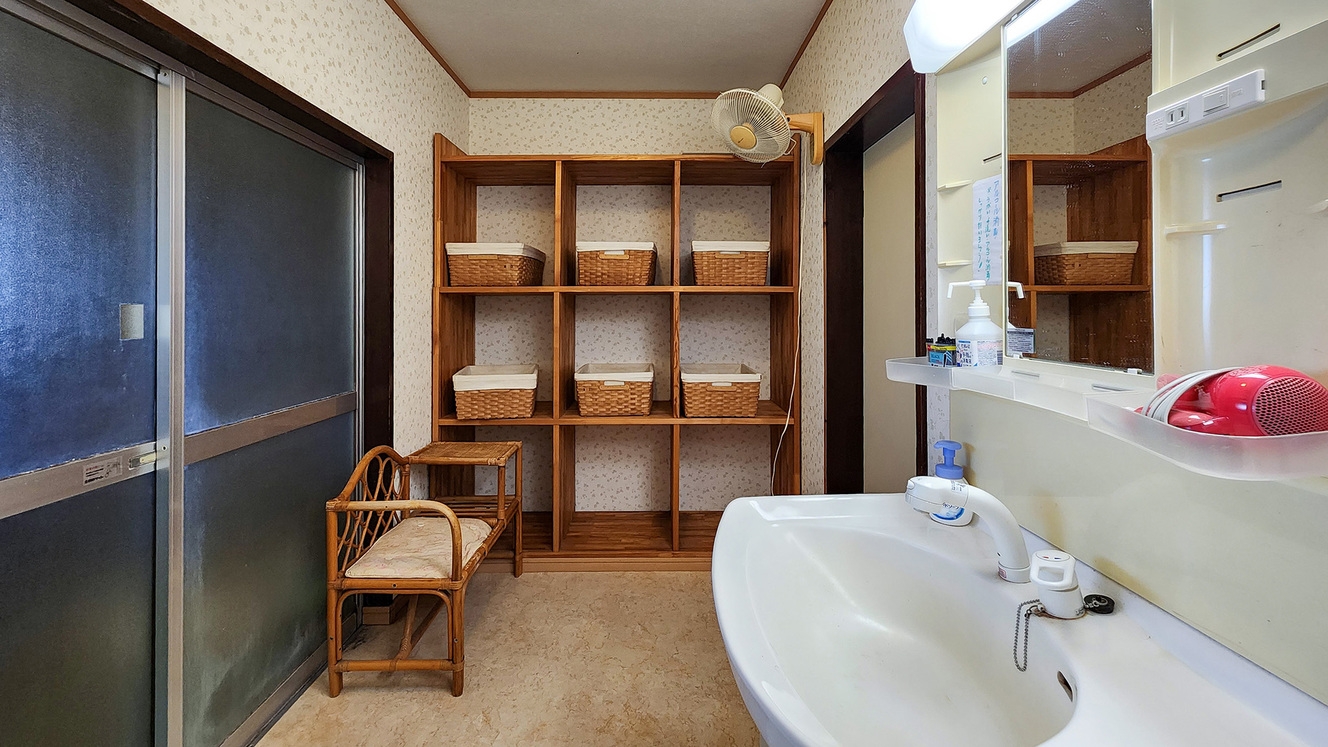 【素泊まり】食事なしでお得にステイ♪チェックイン遅めでもOK！猪苗代観光もレジャーも気ままに満喫