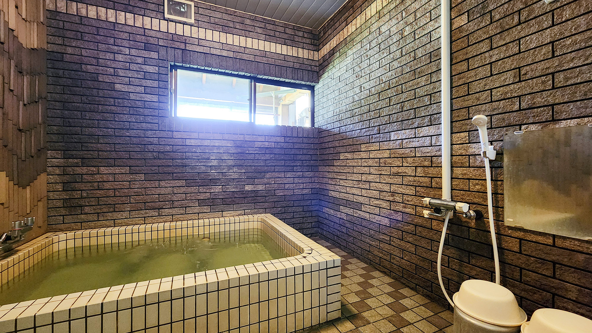 #お風呂　麦飯石の湯でぽかぽか♪貸切でのんびり入れます