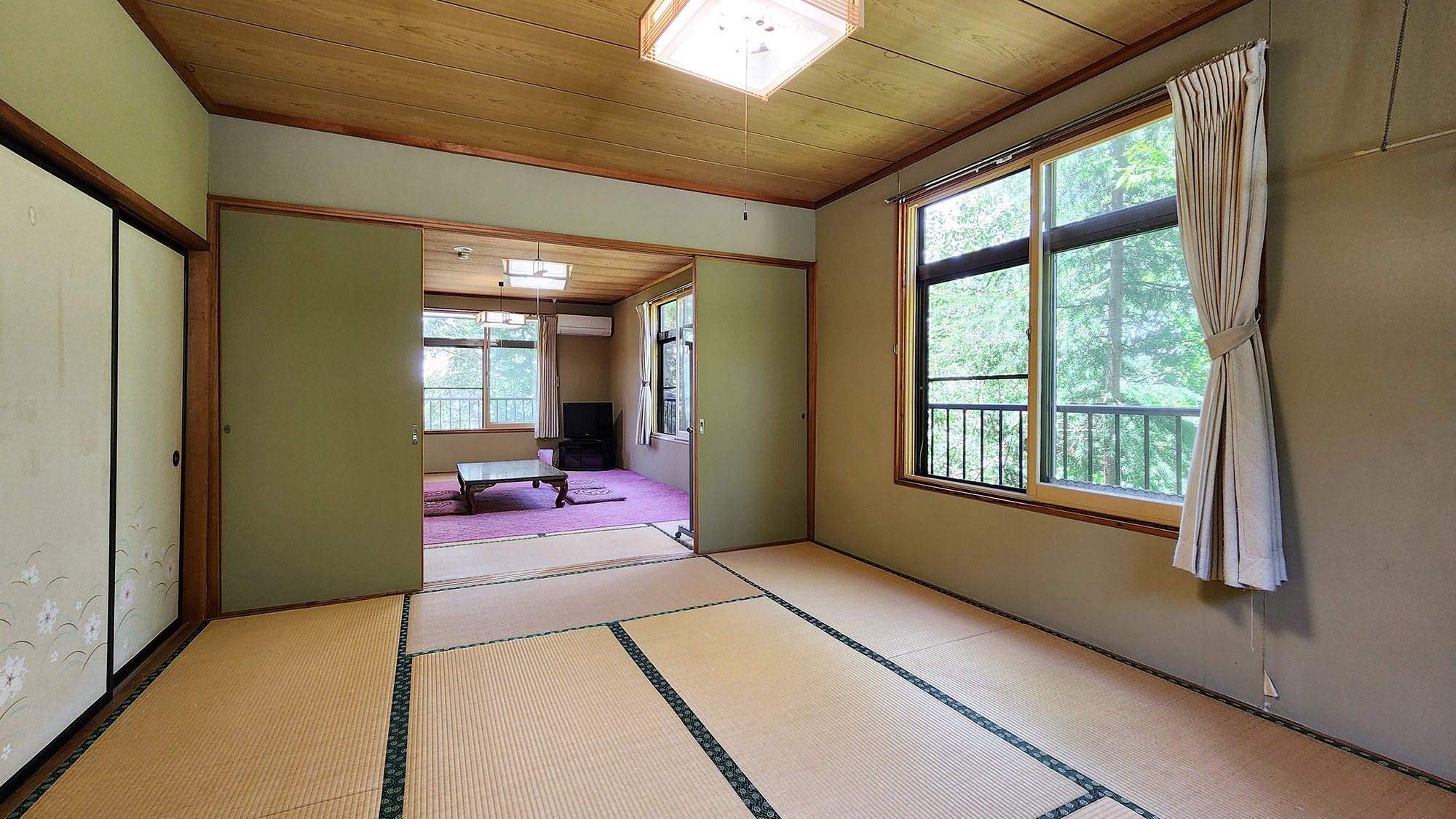 #20畳和室　グループやご家族旅行にぴったりな20畳の大部屋です