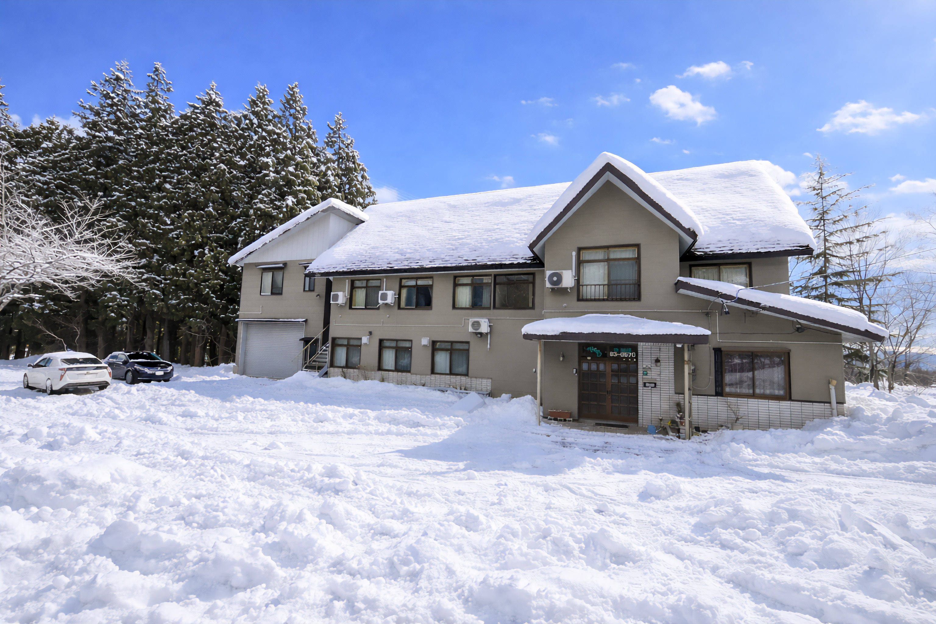 #外観(ウィンターシーズン)　スキー場もすぐそば！観光の拠点にぴったりの立地です