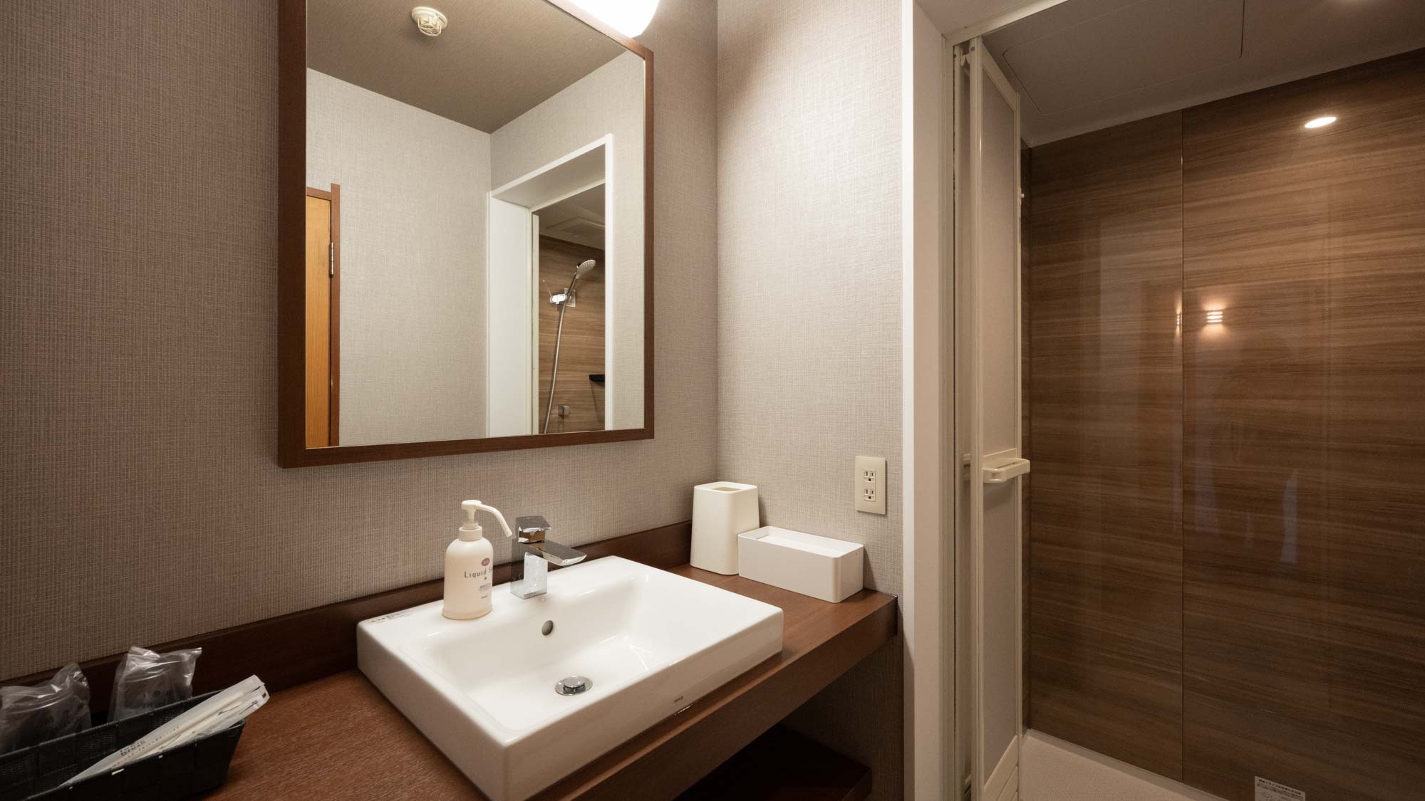 客室一例｜泰平　和モダンツイン　禁煙　パウダーコーナー