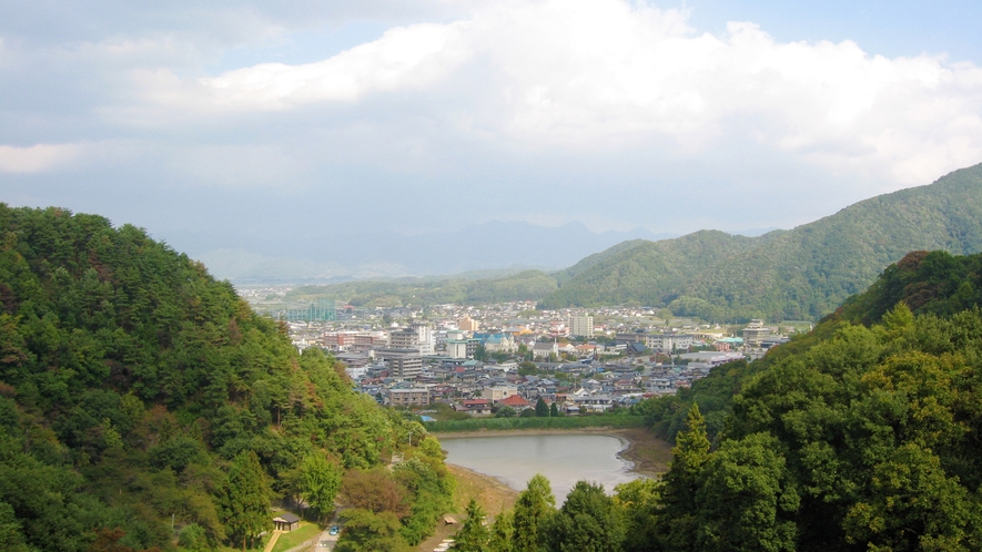 ◆舞鶴山から眺める天童市街