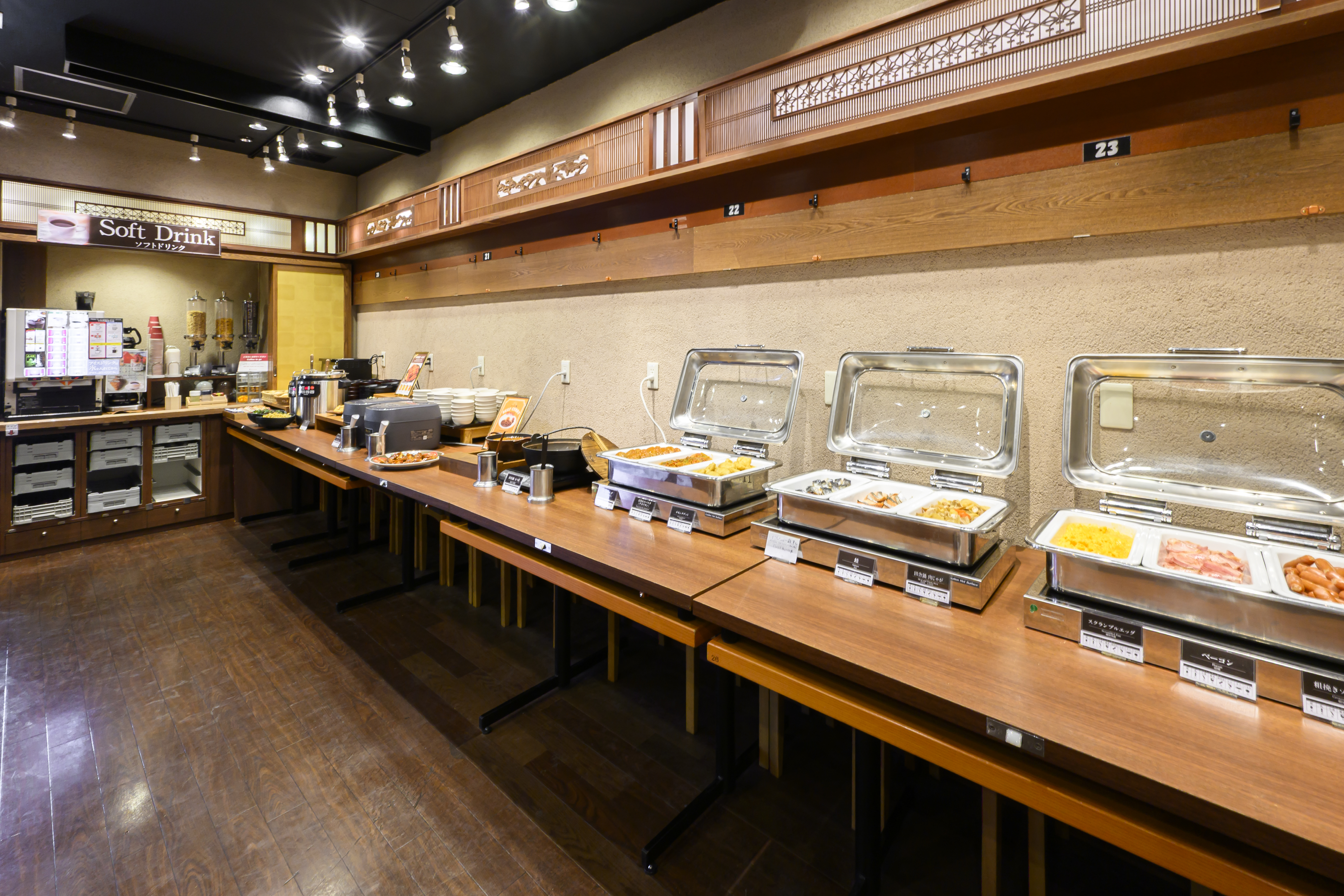 温か料理と栄養。大満足の朝ごはん。