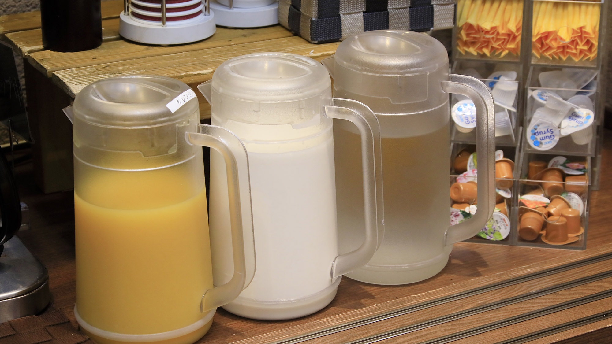 【千年の宴】朝食は6:30から10:00まで約50種類のバイキングをお楽しみいただけます！