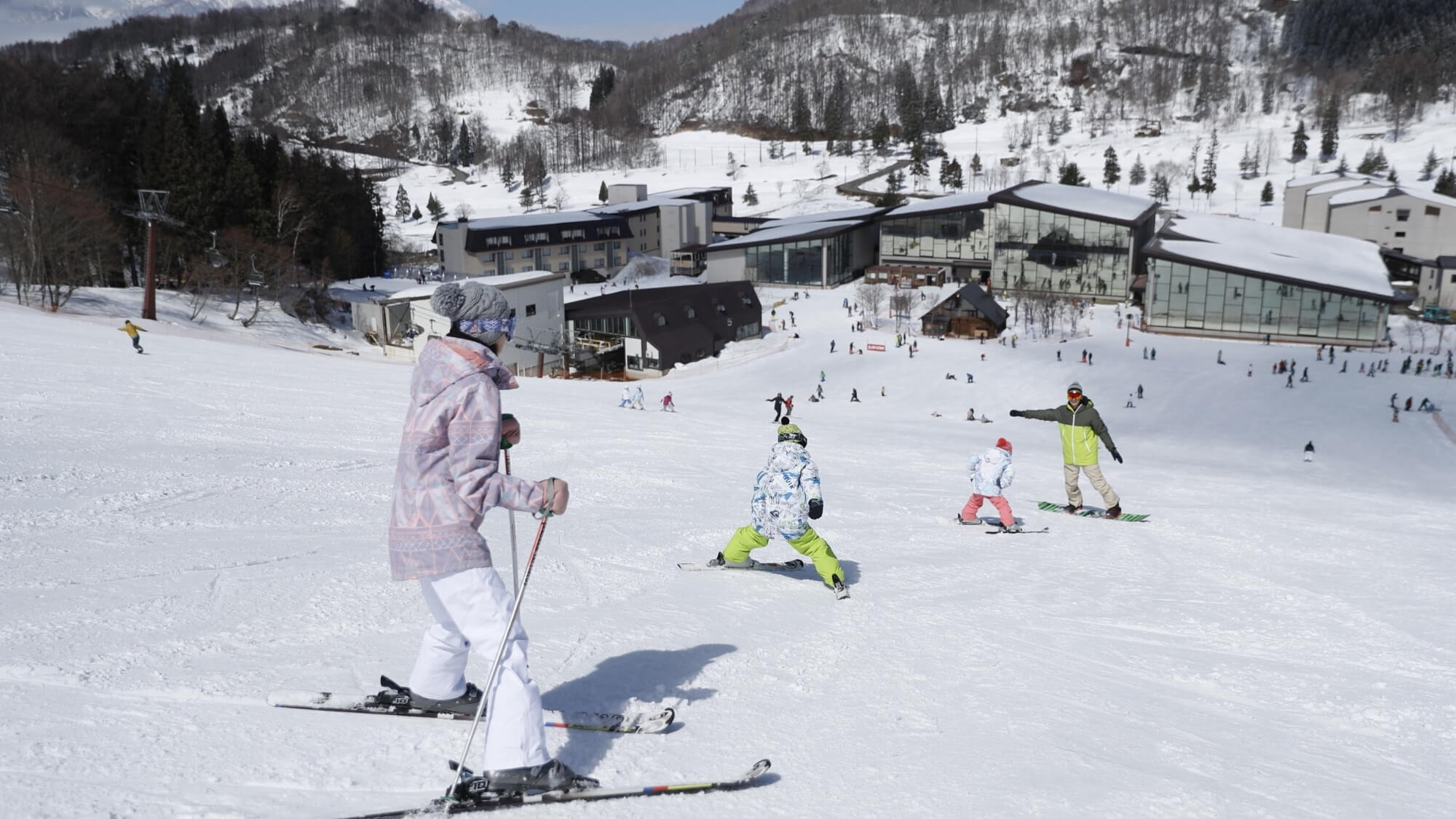 ◆ゲレンデ直結！初めてのスキー旅行にも安心です。
