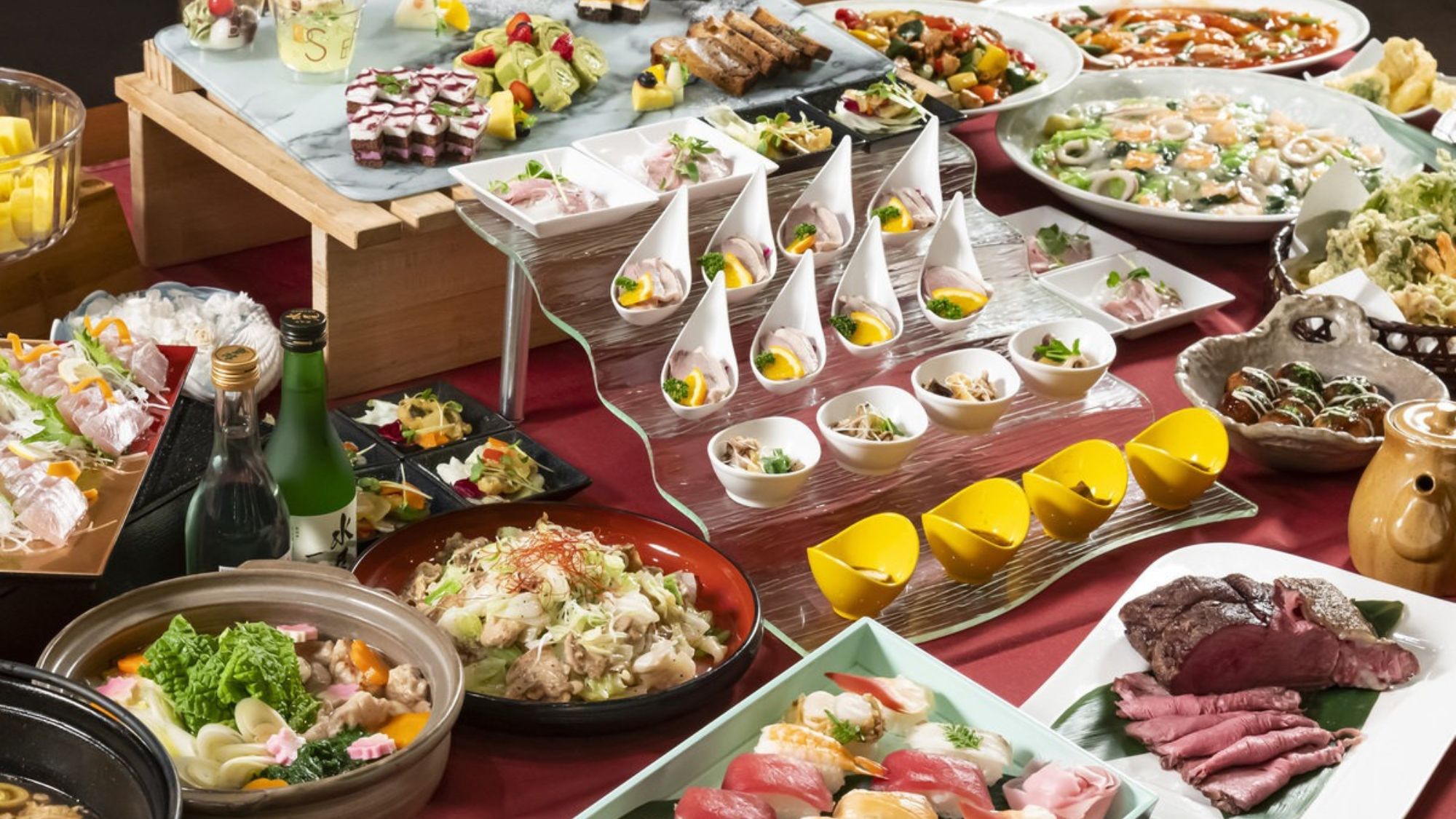 和洋中華の本格料理が食べ放題の夕食バイキング。