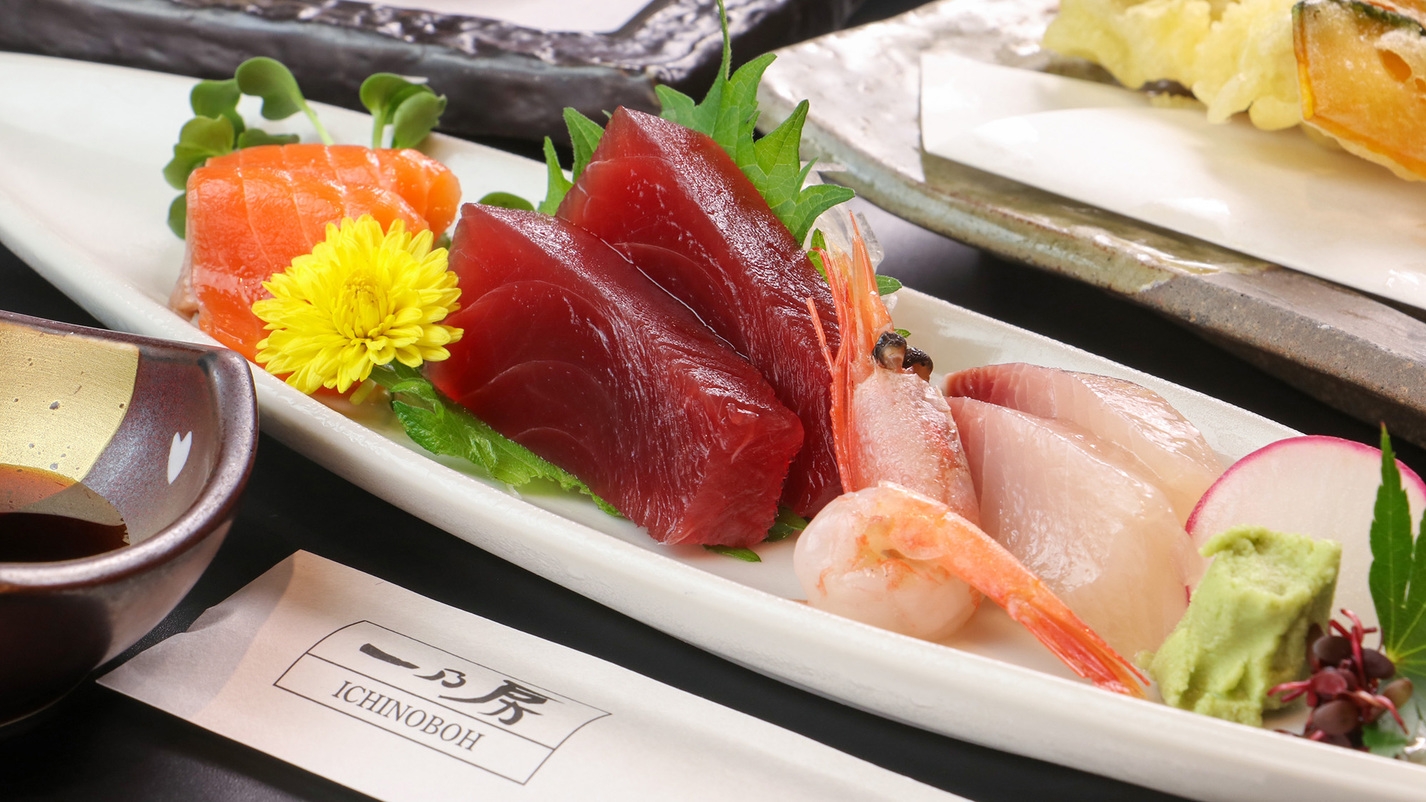 【レストラン一乃房】【夕食付】サマーキャンペーン★平日限定特別価格｜夕食はお任せ御膳♪《無料朝食付》