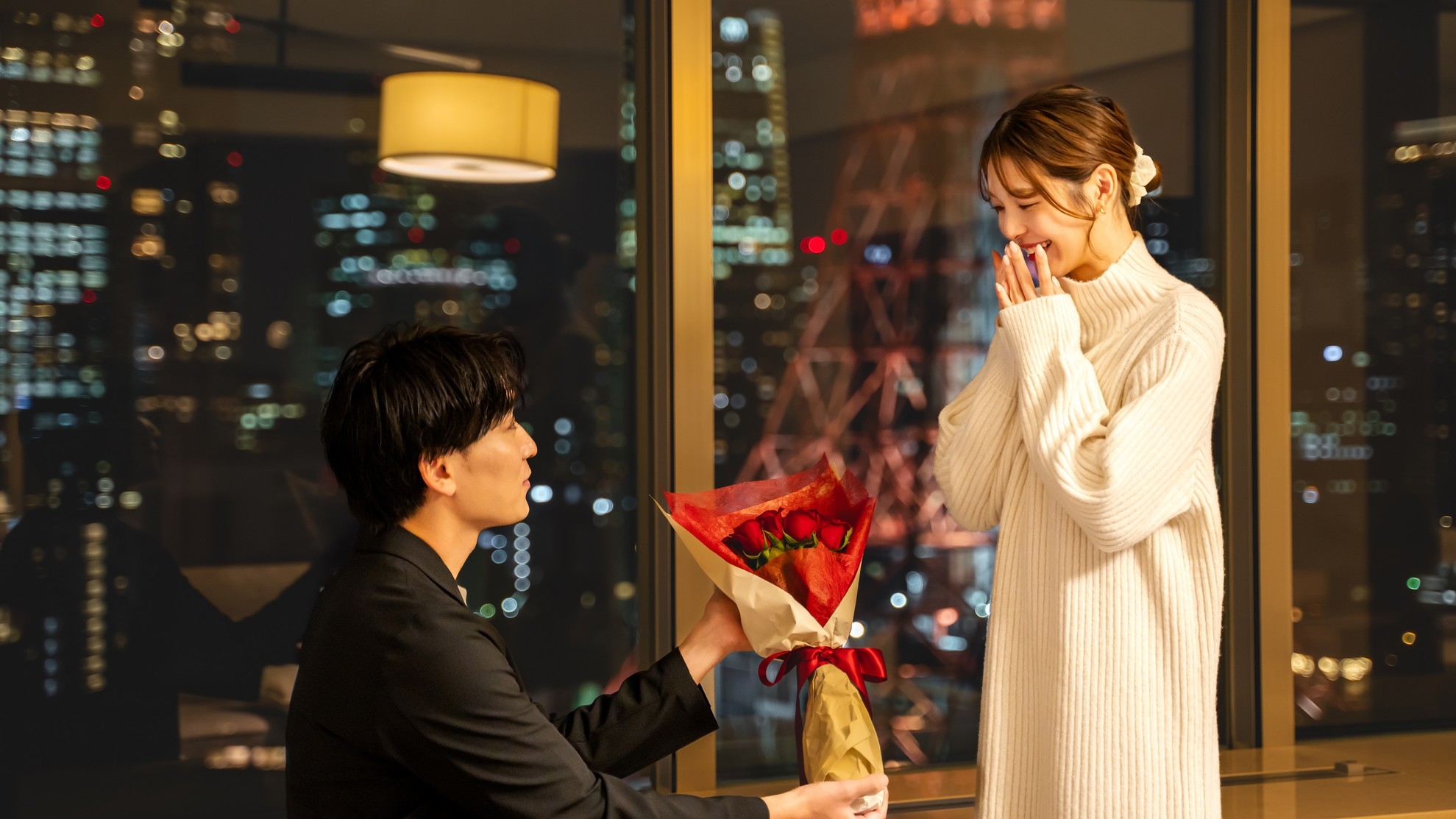 【東京タワー側確約】Christmas Propose クラブラウンジアクセス＆12本のバラの花束付