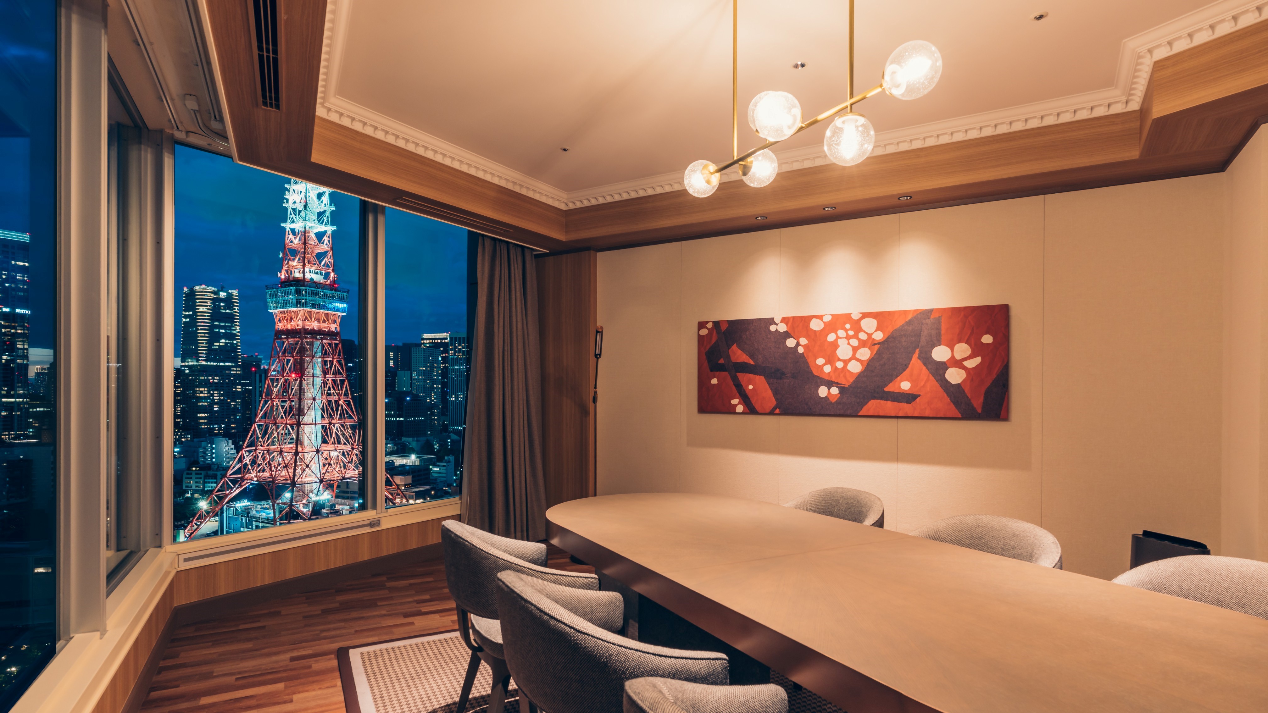 タワービュースイート(リビング)(32F・135平米)