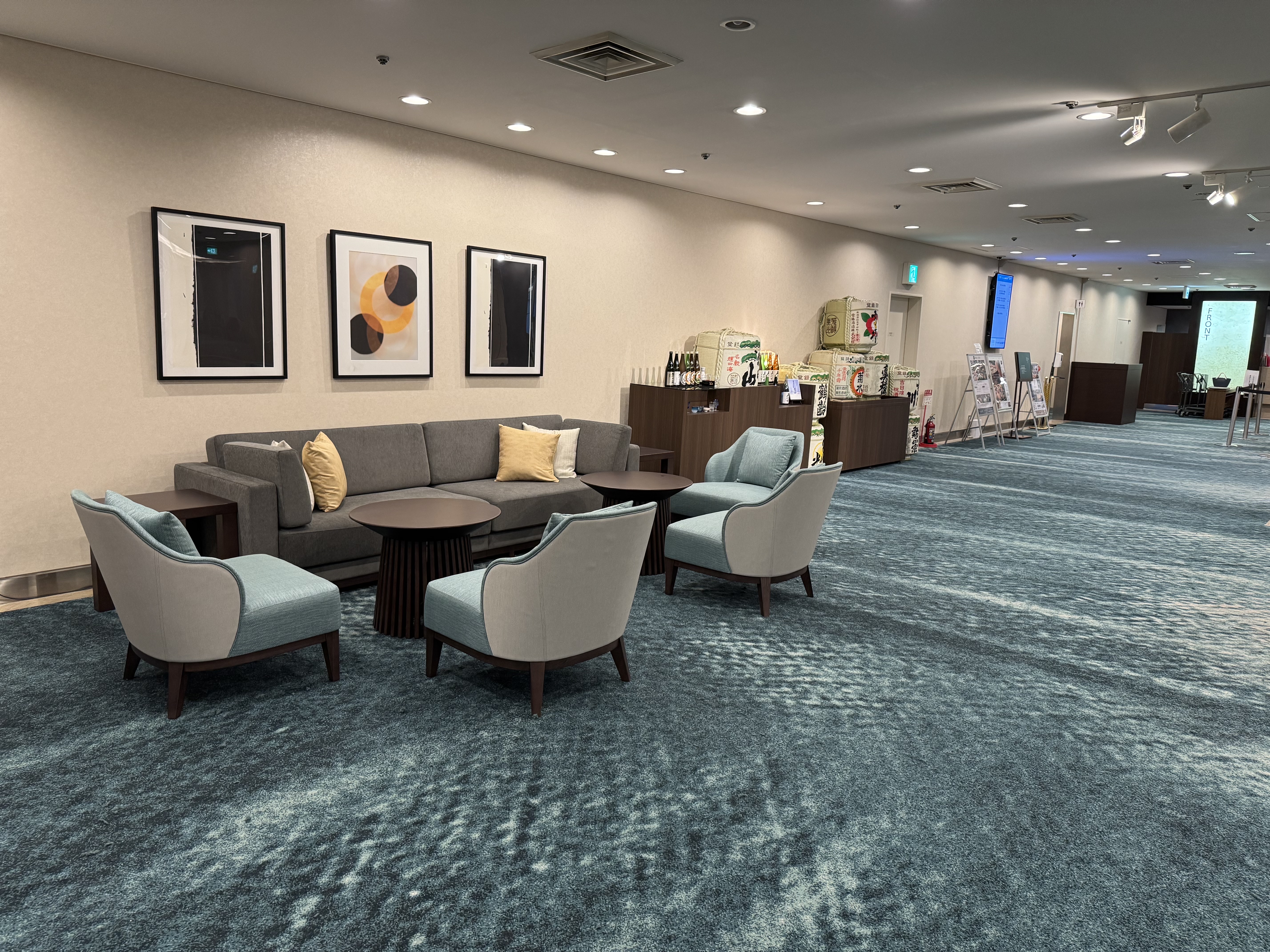 4階エレベーター前