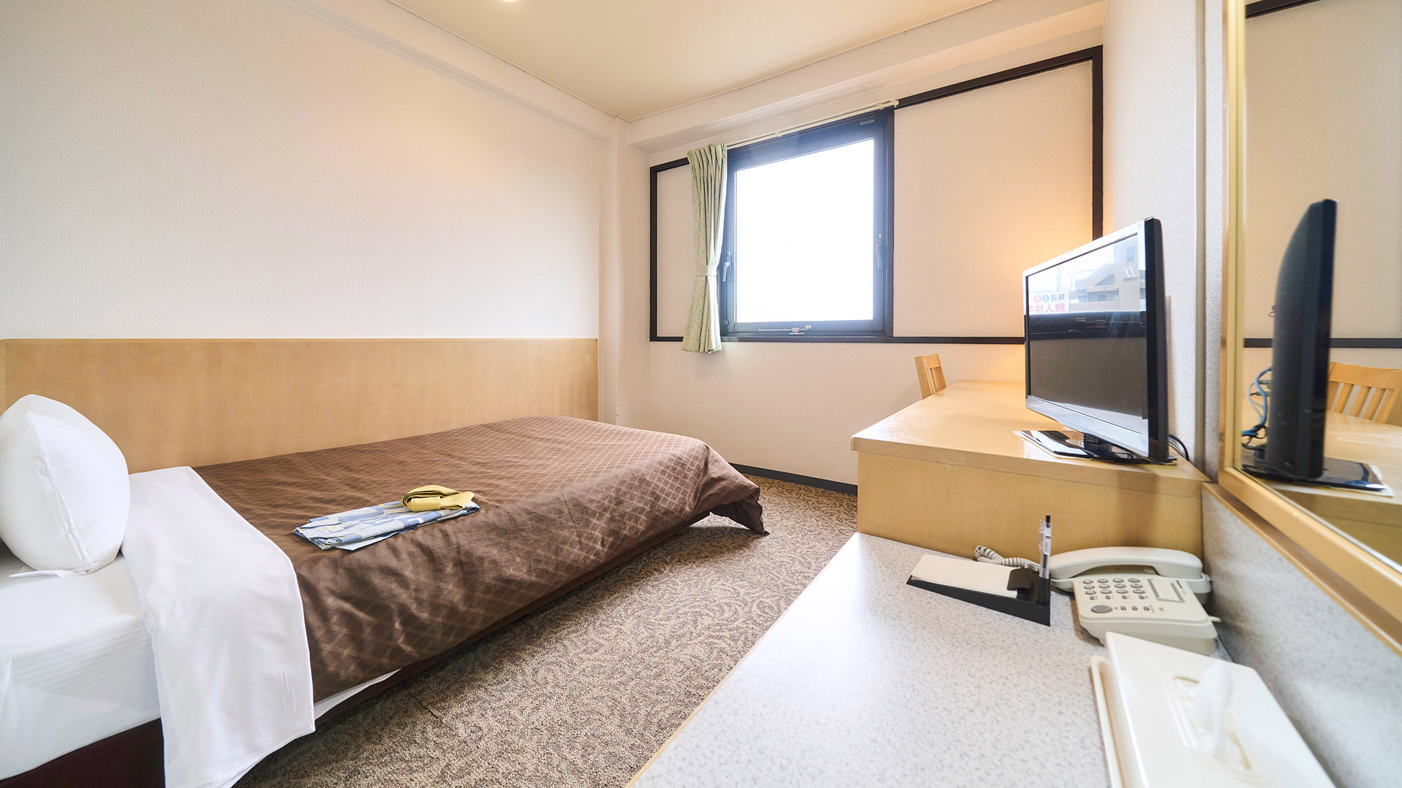 【禁煙】スタンダードシングルルーム　バス・トイレ付き