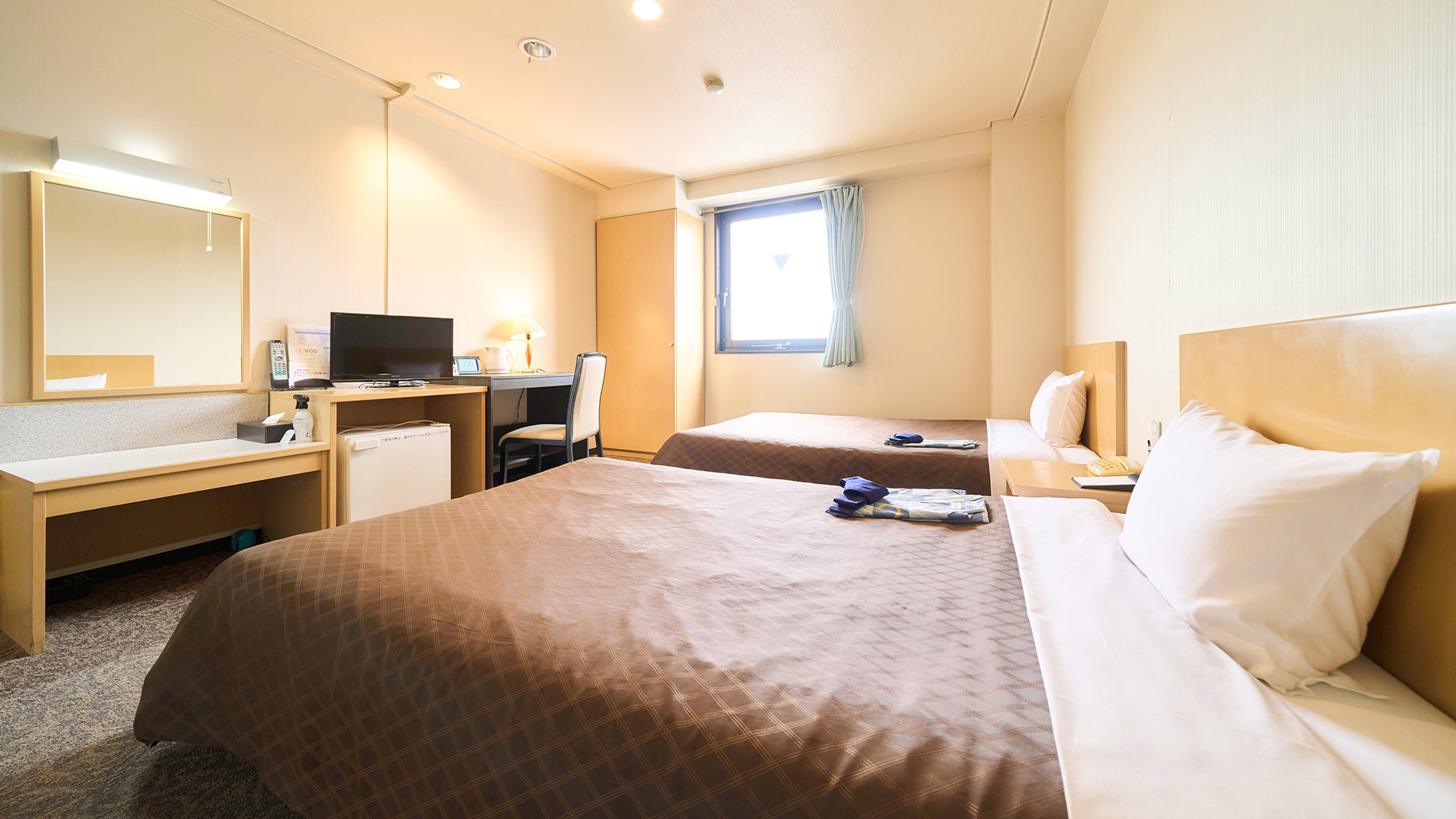 【禁煙】ツイン　バス・トイレ付き