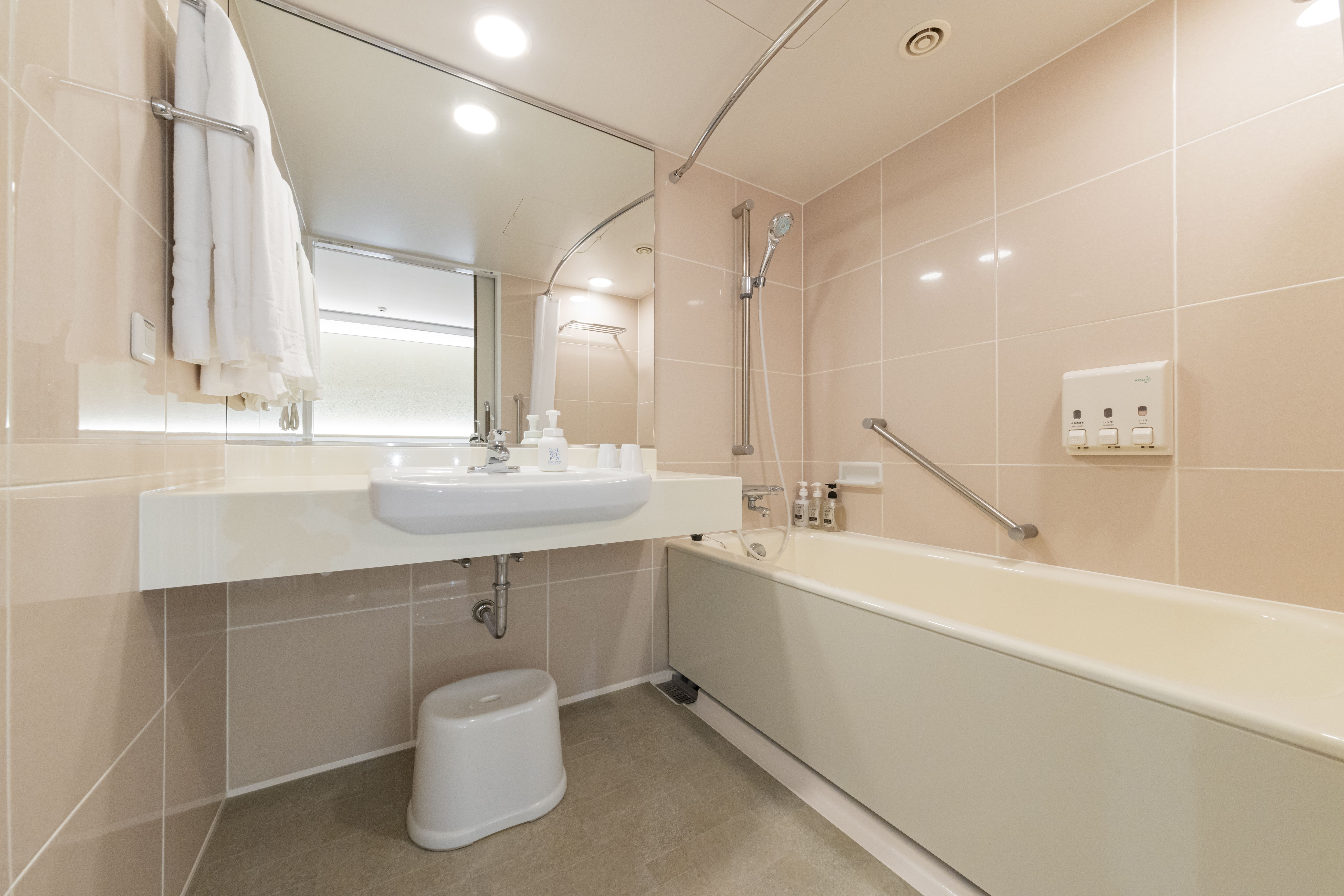 8Fリニューアル・マルチパーパスルーム・浴室