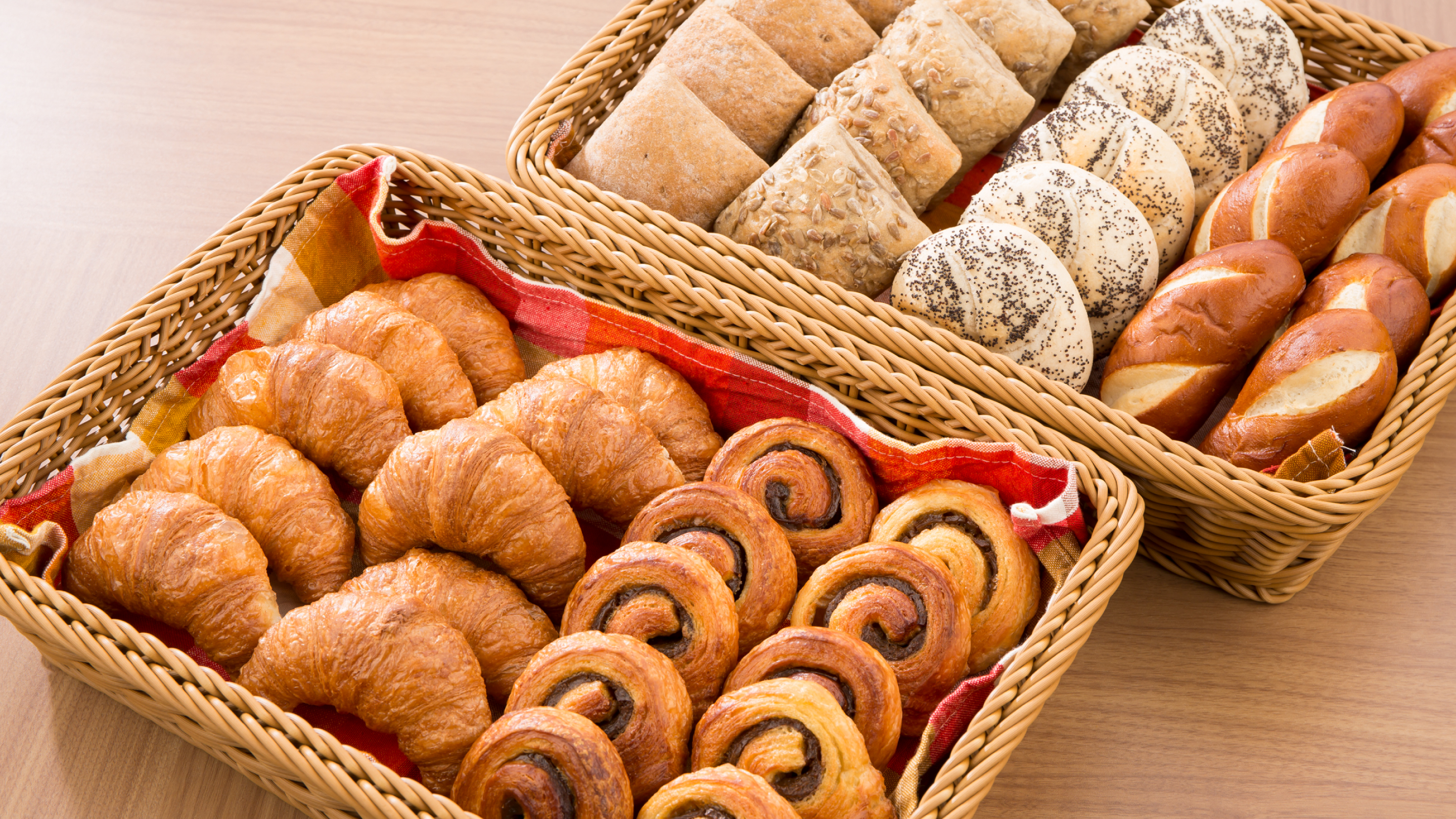 豊富なパンをお楽しみください