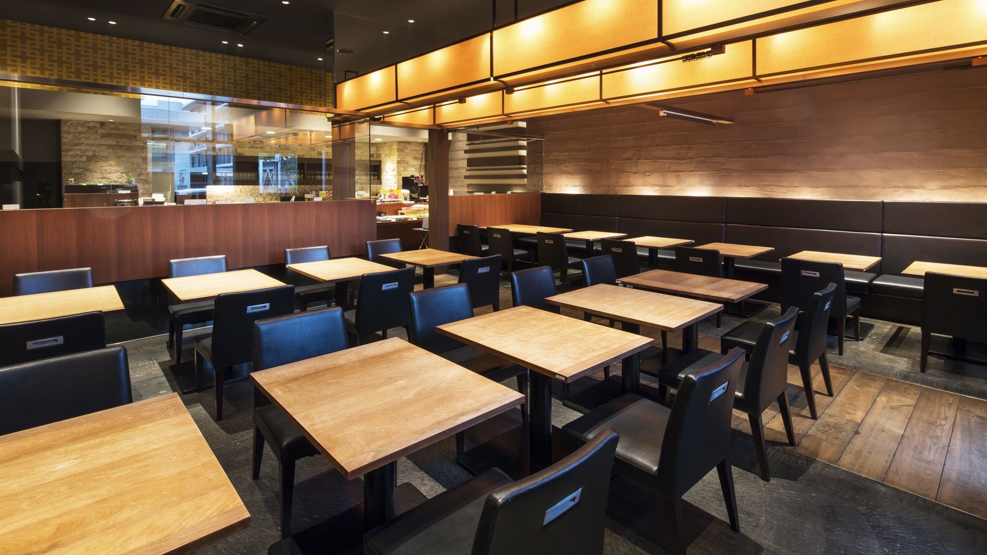 【スタンダードプラン／朝食付き】アーリーイン14時・レイトチェックアウト12時の特典付