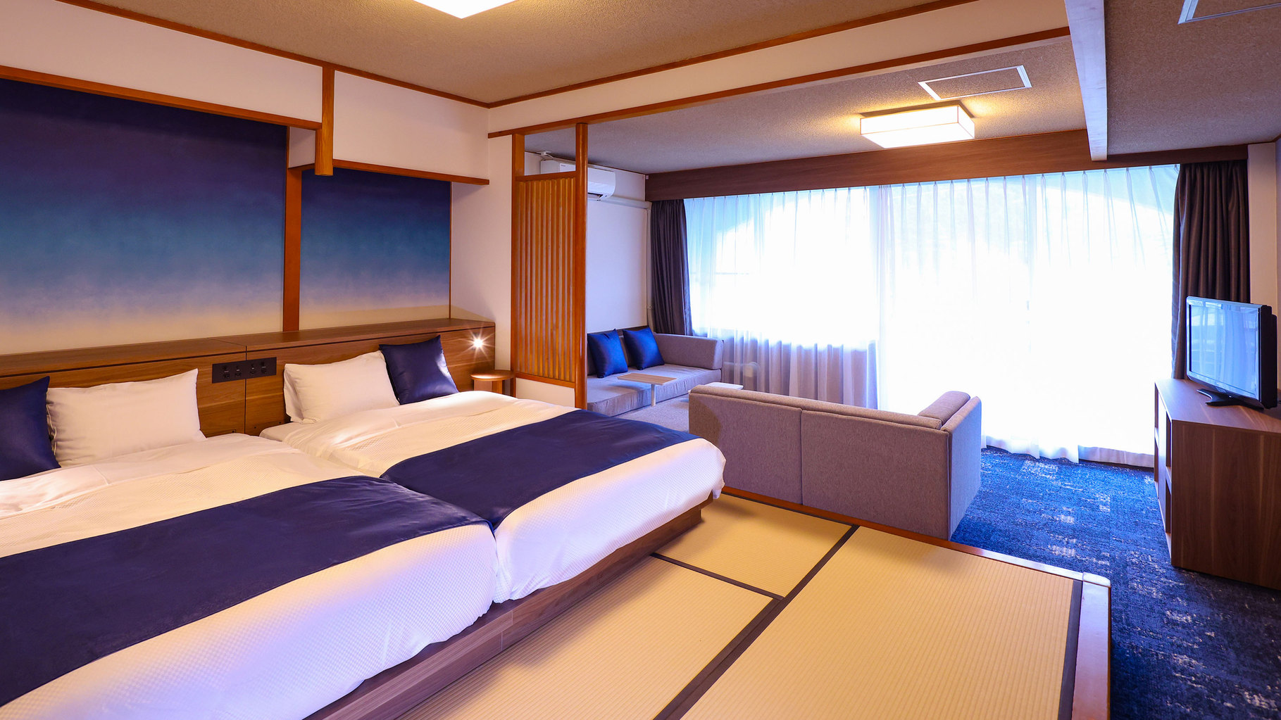 スーペリア和ベッドツイン4名定員シャワーのみ