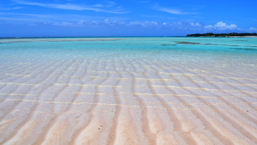 【百合ヶ浜ビーチ】波によって作られた砂模様