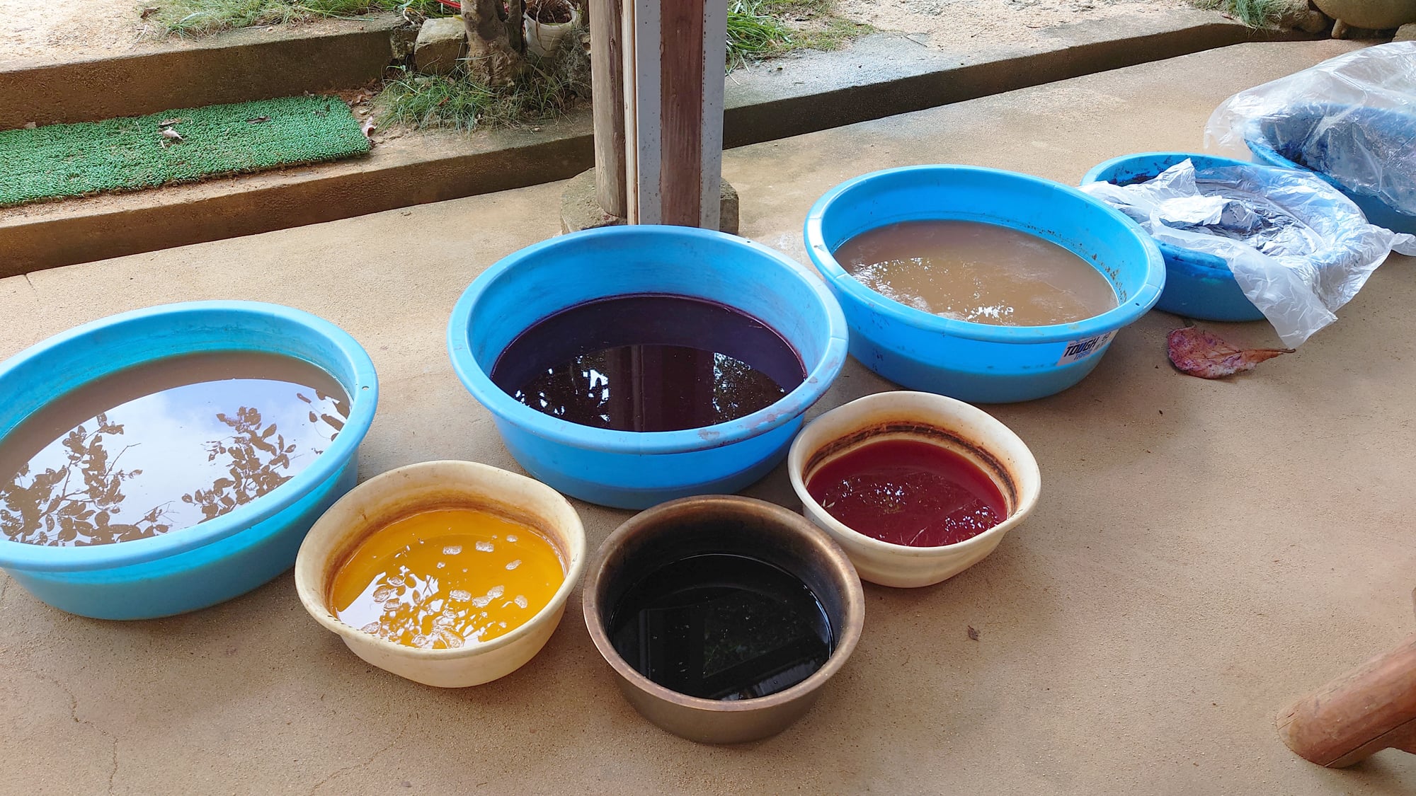 【与論民俗村】芭蕉布を染める体験もできます（要予約）