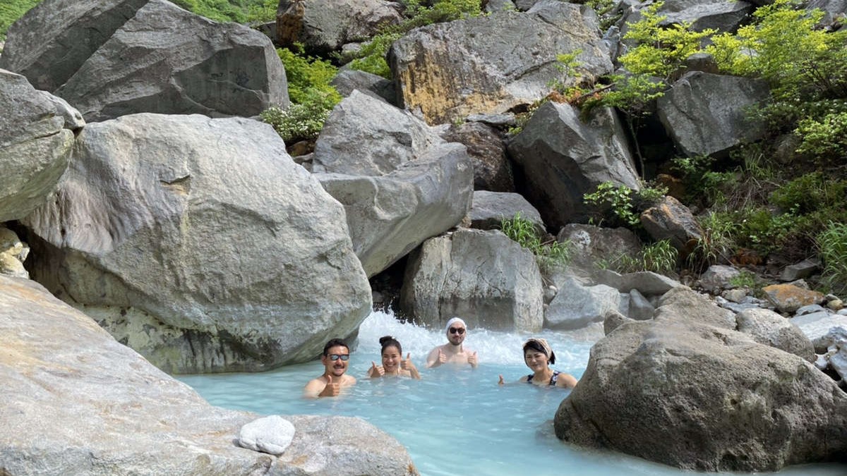 【中ノ沢沼尻エクストリーム温泉体験】野天風呂