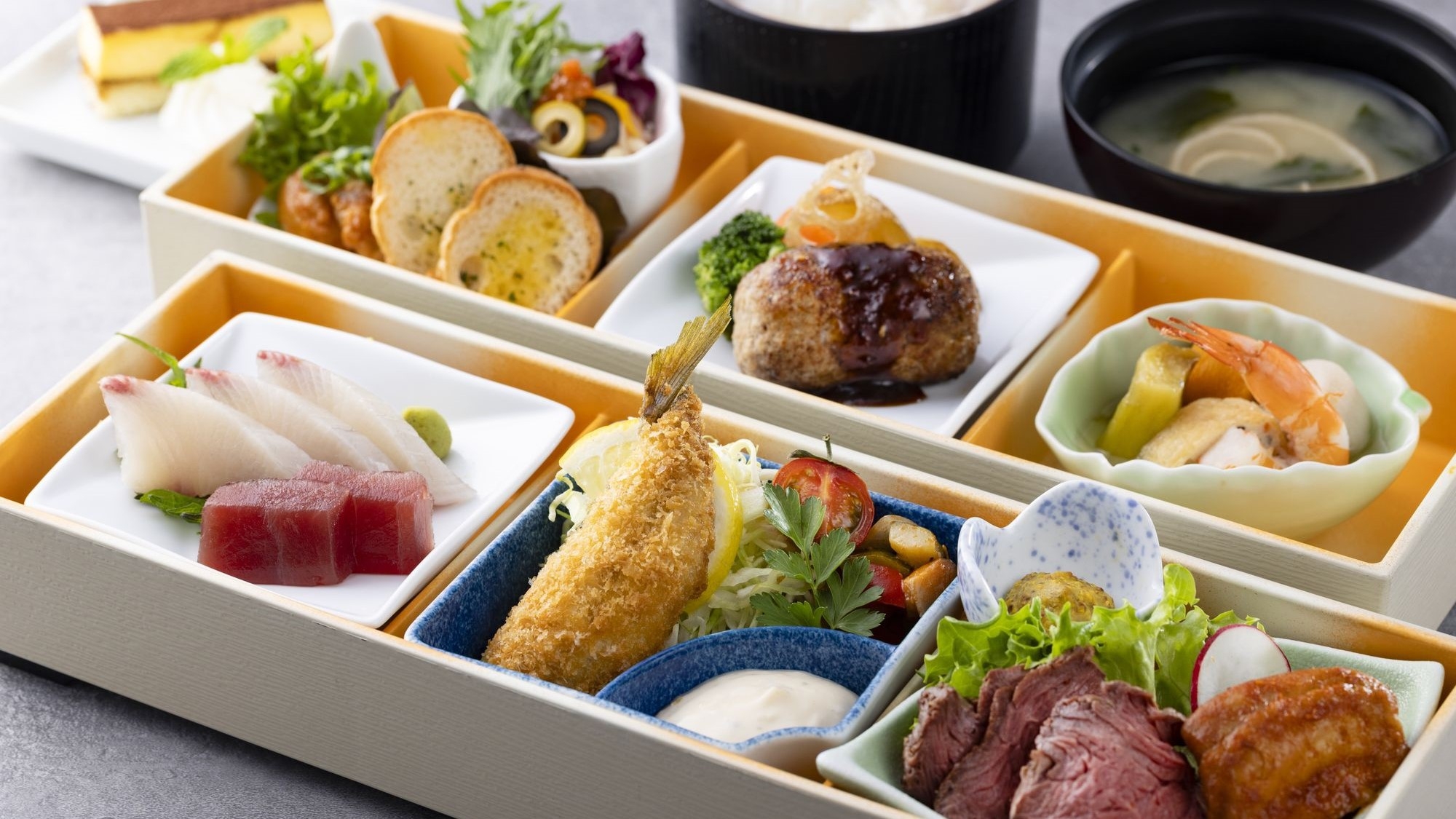 【1泊2食付】夕食は選べる♪「レストラン四季」1，800円分お食事券＋朝食ビュッフェ付きプラン