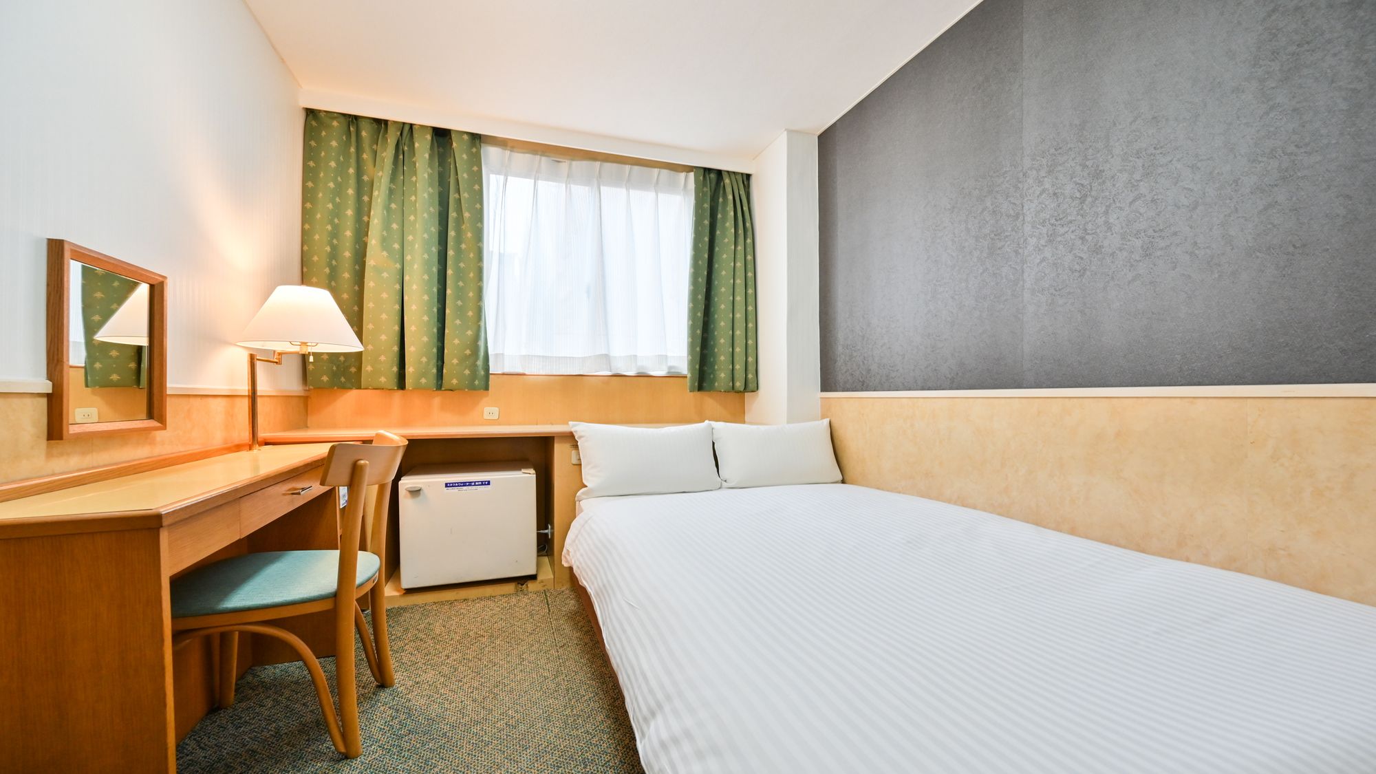 セミダブルイメージ