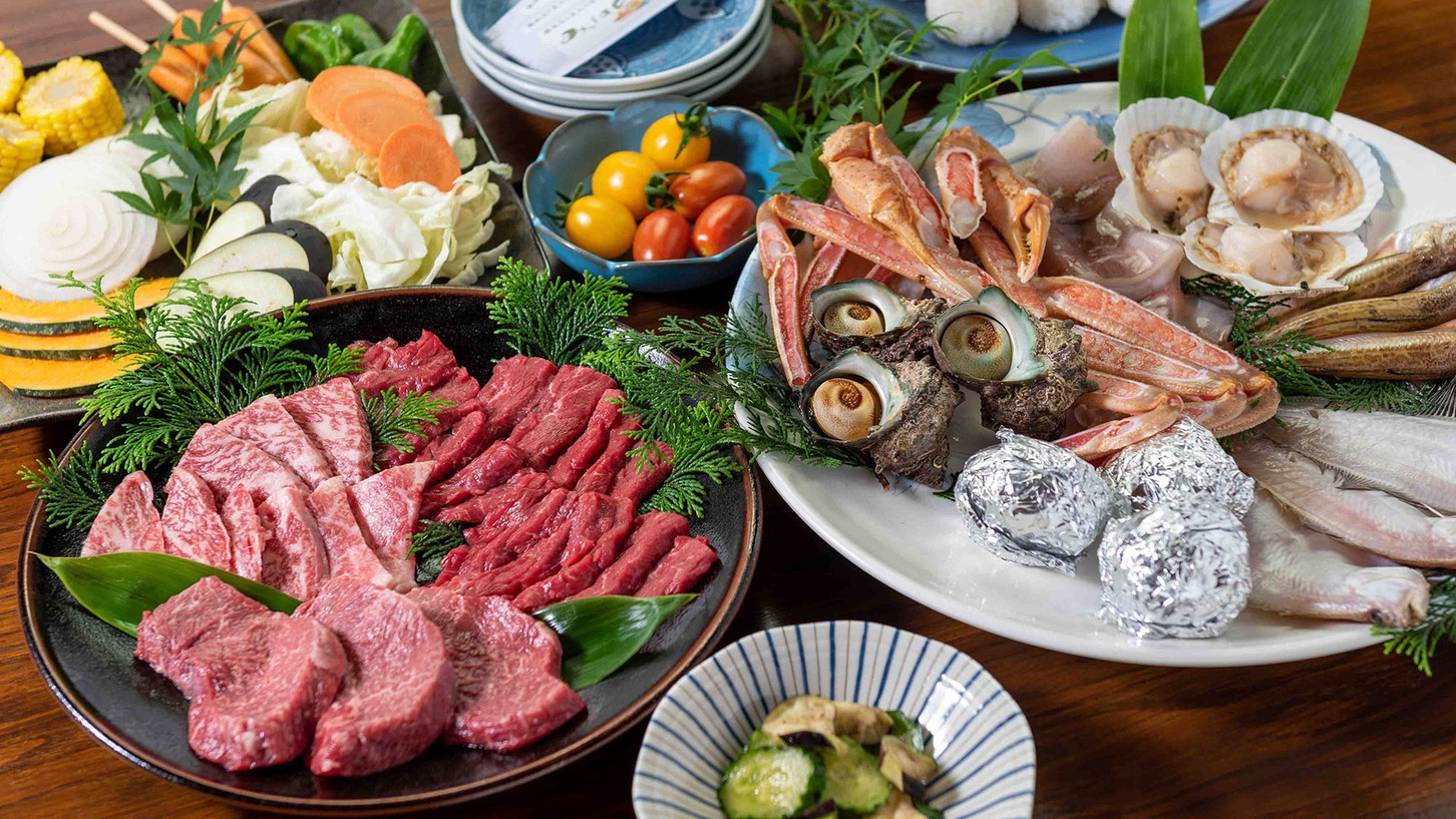 佐津海岸の夏！海水浴は10時から着替え荷物預かりＯＫ！【海鮮ＢＢＱプラン】焼きガニもお肉もたっぷり！