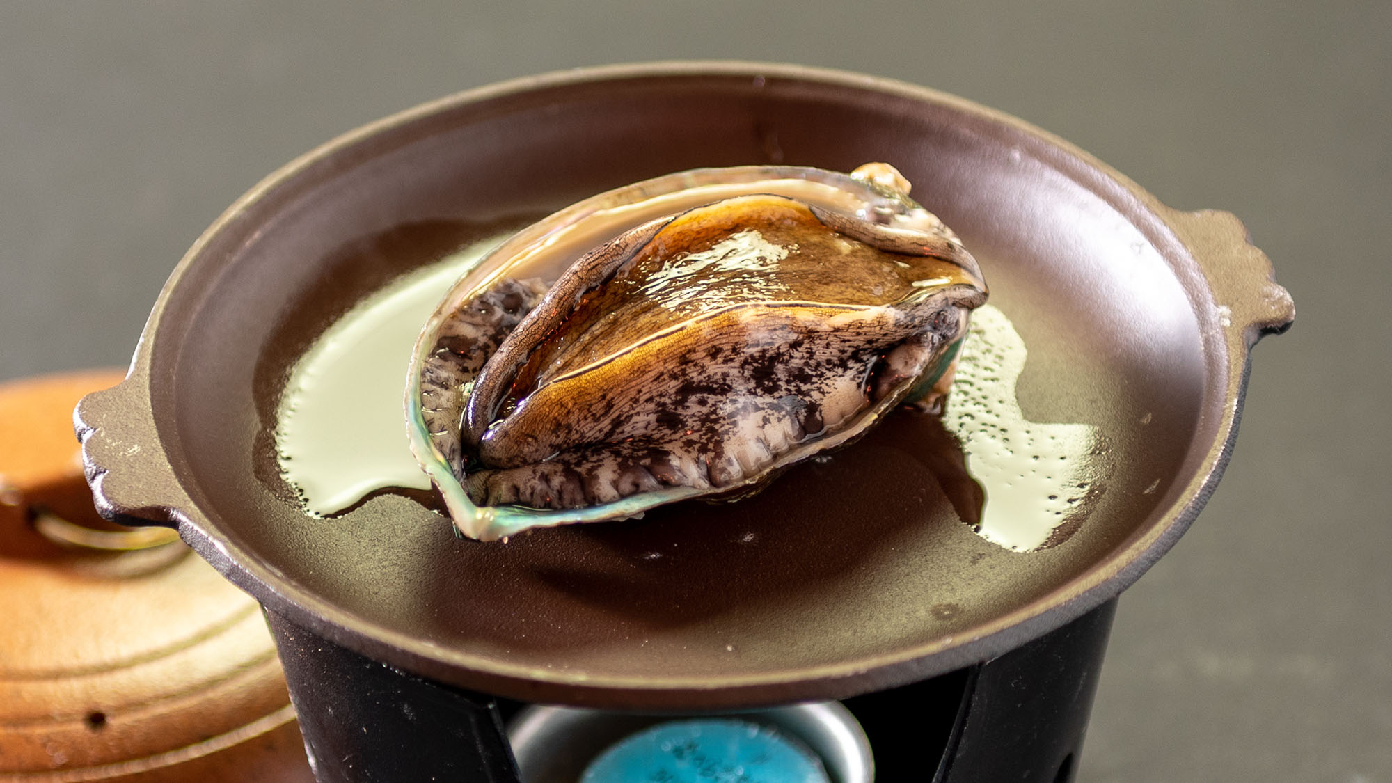別注料理のアワビ