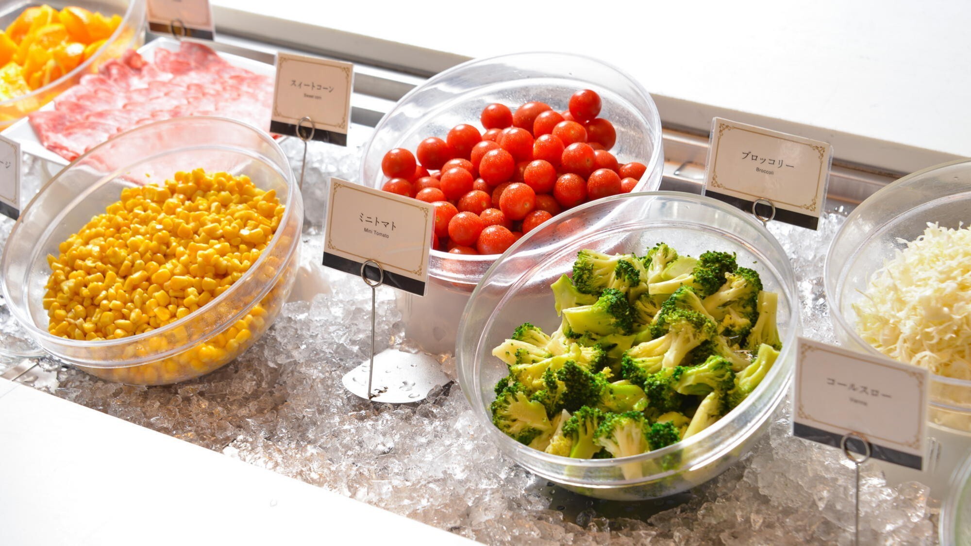 ◆朝食ビュッフェ｜新鮮な野菜で、体の中からリフレッシュ。※一例