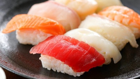 【夕食17時・夏休みはファミリーで夜も朝もバイキング】カニ・牛鉄板焼・寿司・飲み放題・お子様駄菓子屋