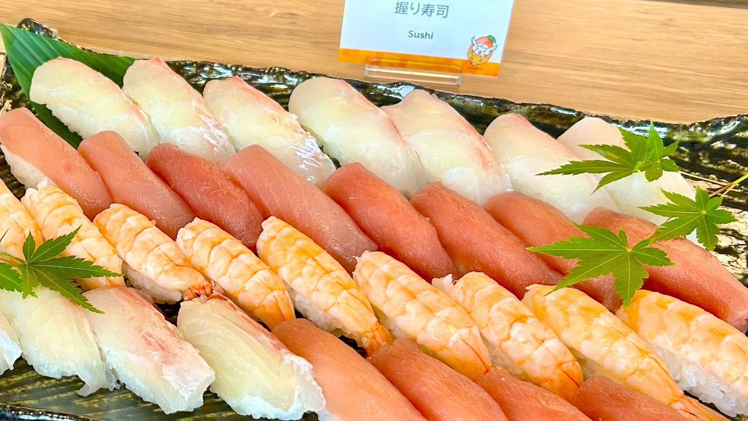 【1泊2食付き】月替わり夜ご飯バイキング◇牛鉄板焼◇お寿司◇宮崎県産鶏グリル◇ケーキ各種◇天然温泉◇