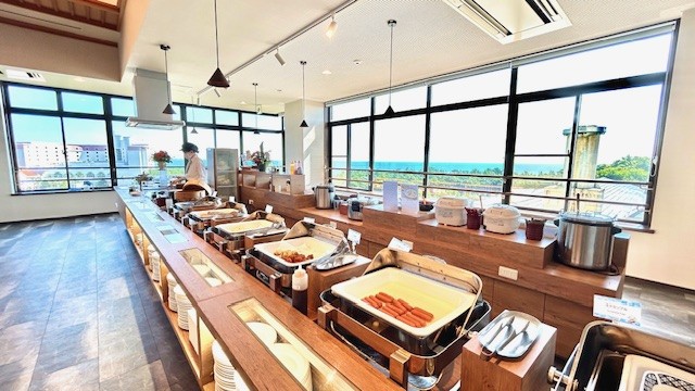 【1泊朝食付き】◇天然温泉・露天風呂◇日向灘オーシャンビューの朝ごはんバイキング◇平面駐車場◇