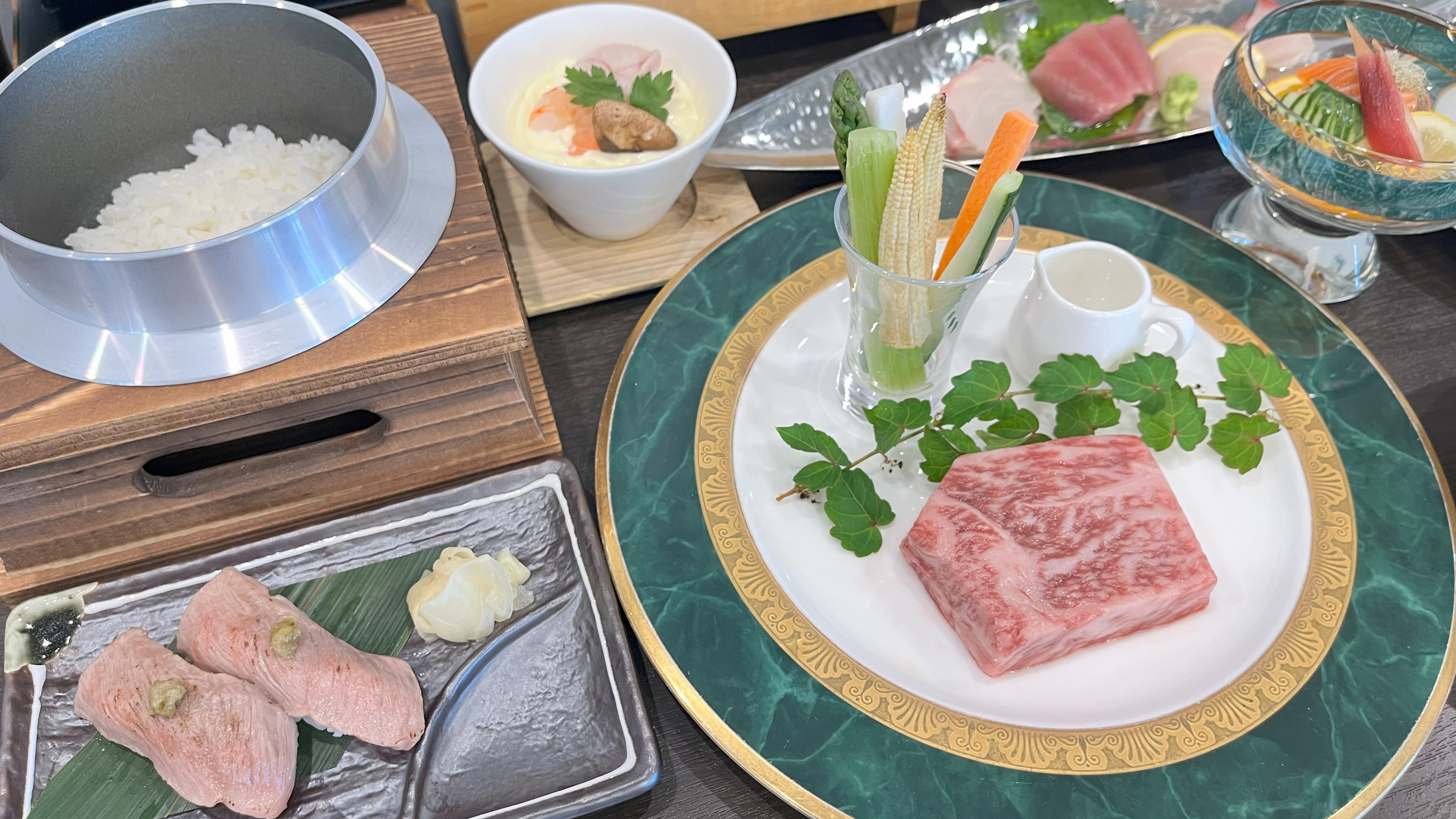 【 夕食コース料理 】宮崎牛陶板焼き  よくばりコース ( 要事前予約 )