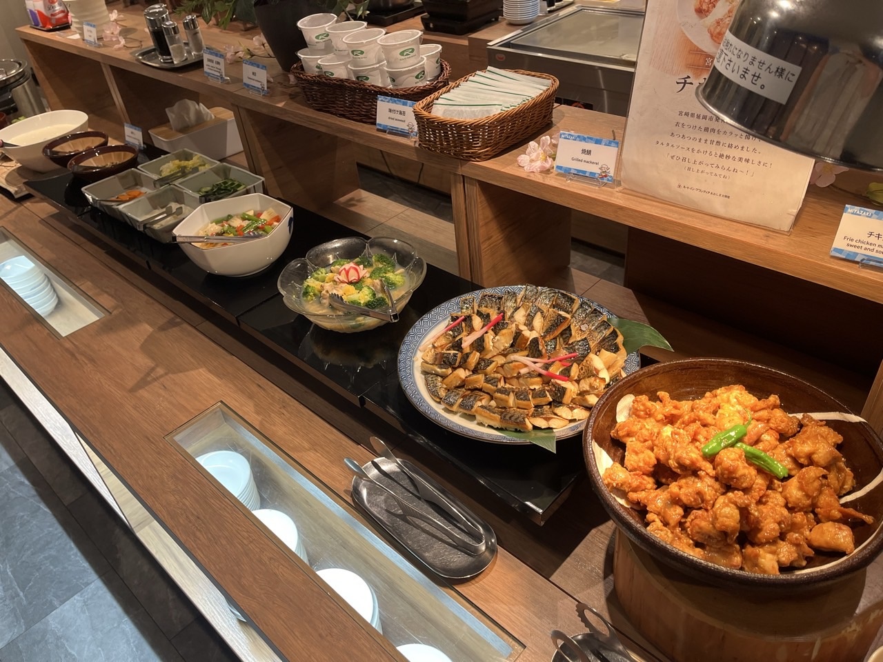 【  朝食バイキング 】