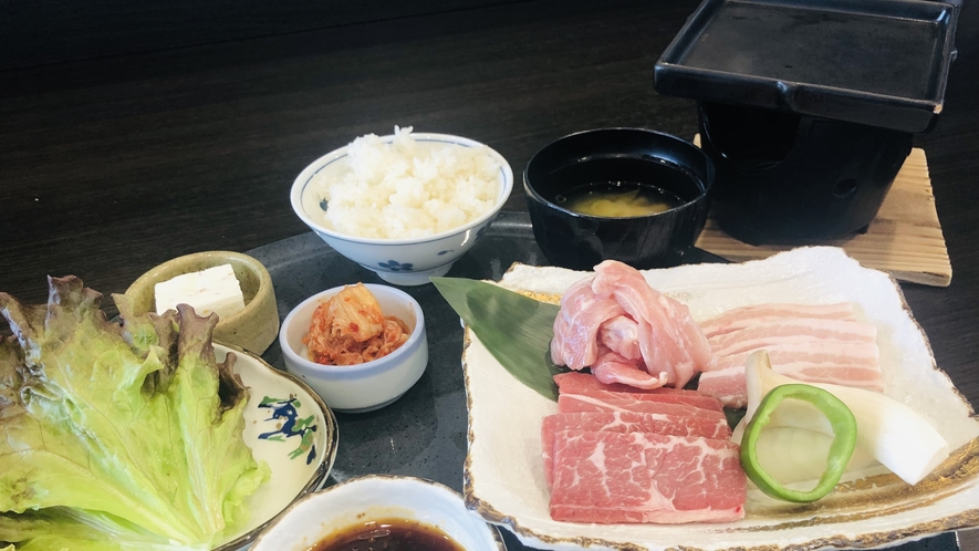 えらべる定食【ミックス陶板焼き定食】