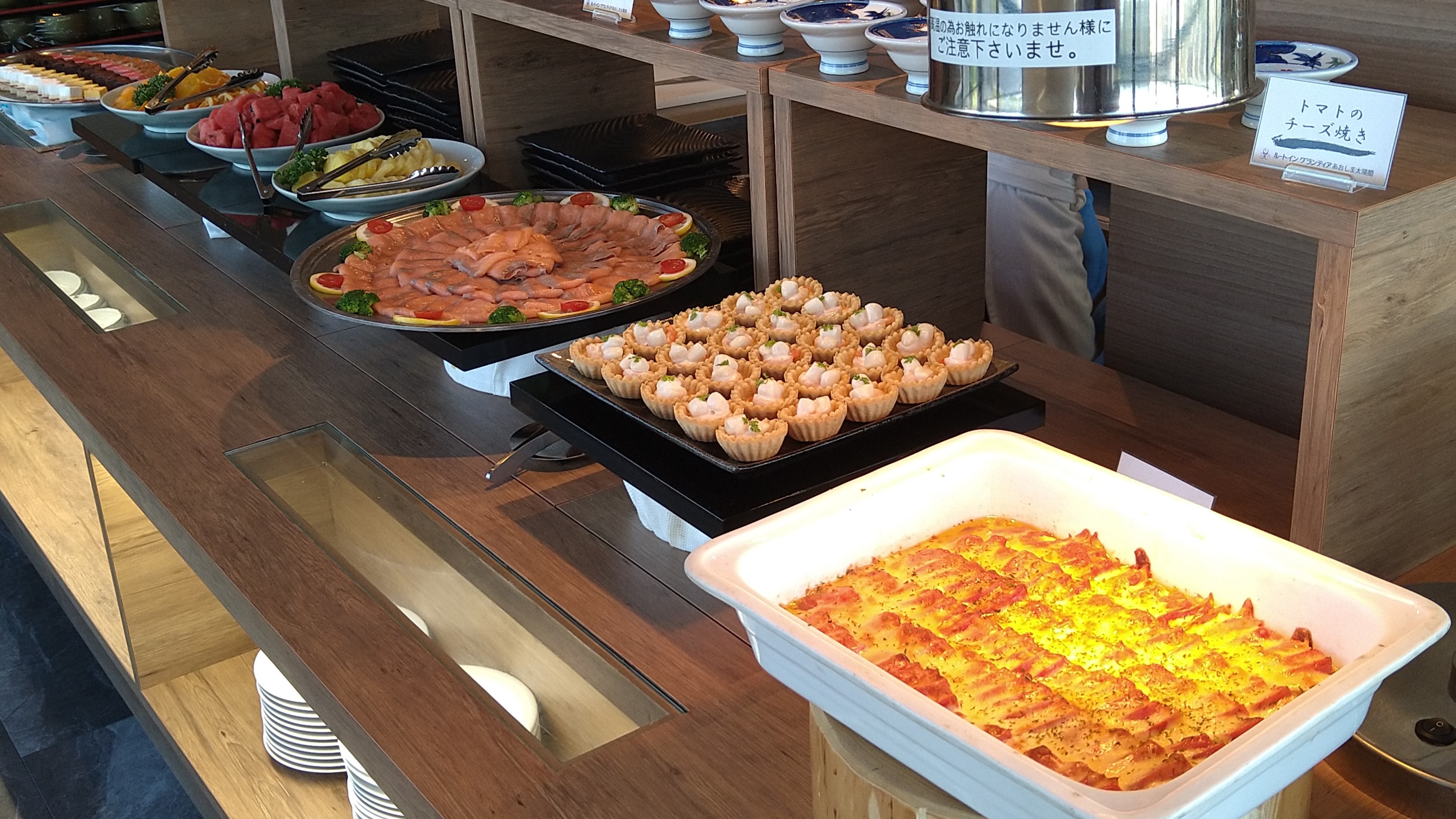【 夕食 】週末限定  夕食バイキング　営業時間【18：00～21：00】