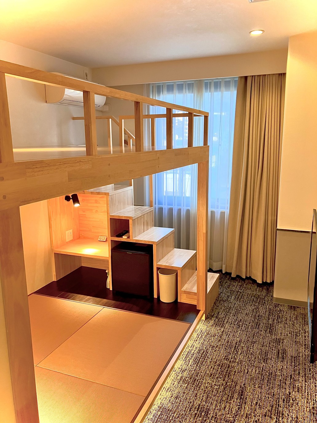 ロフトダブル　２名ルーム　禁煙