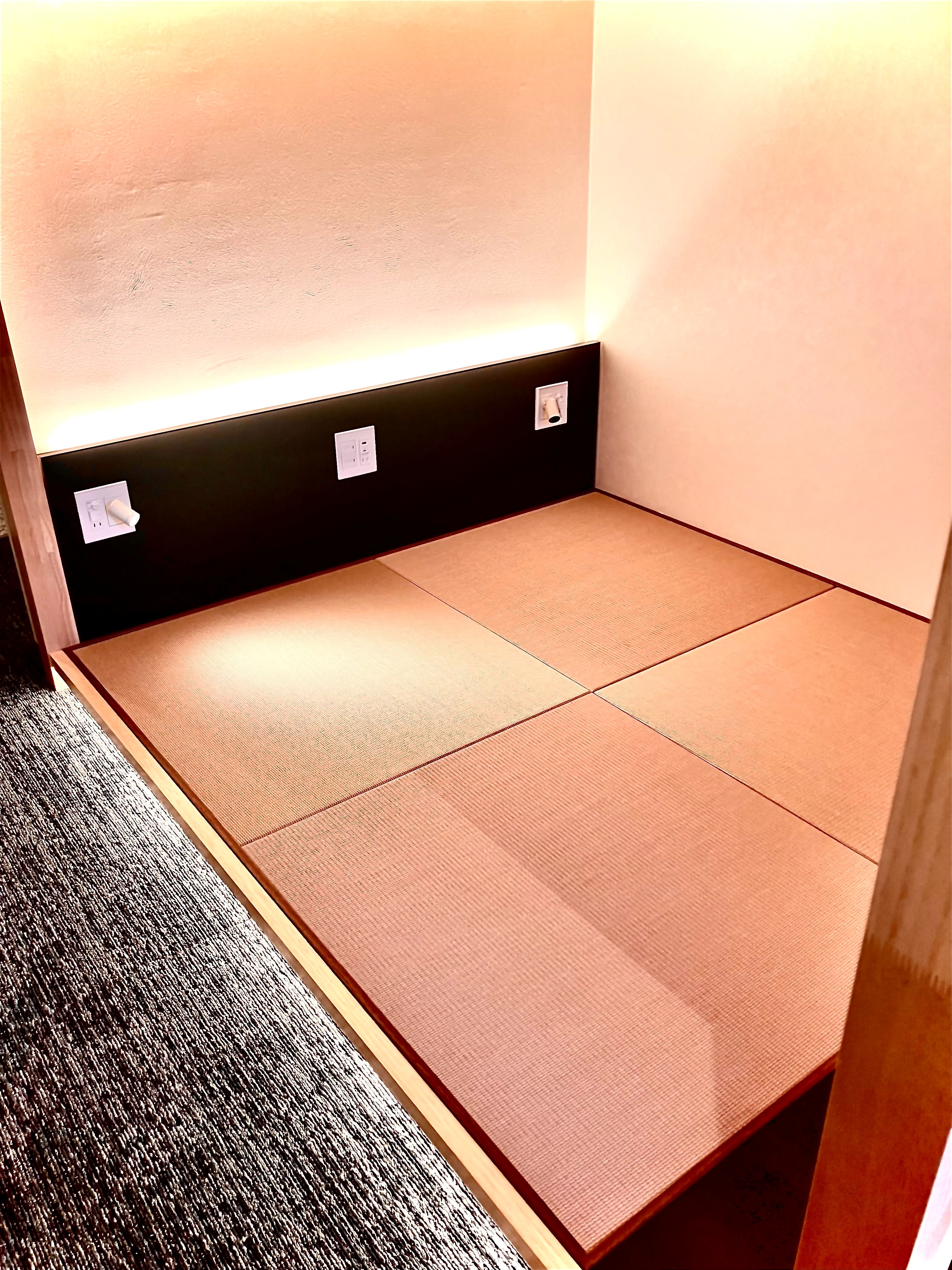 ロフトダブル　２名ルーム　禁煙